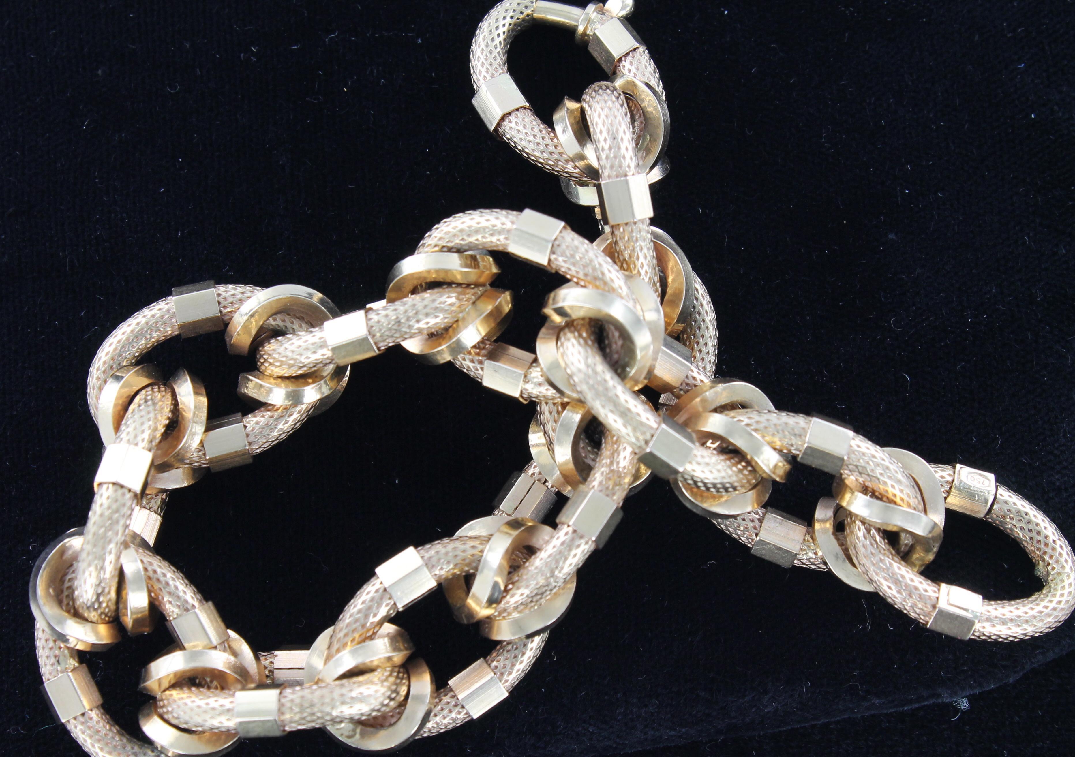 Link Bracelet in 18 Karat Yellow Gold In Excellent Condition For Sale In Atlanta, GA
