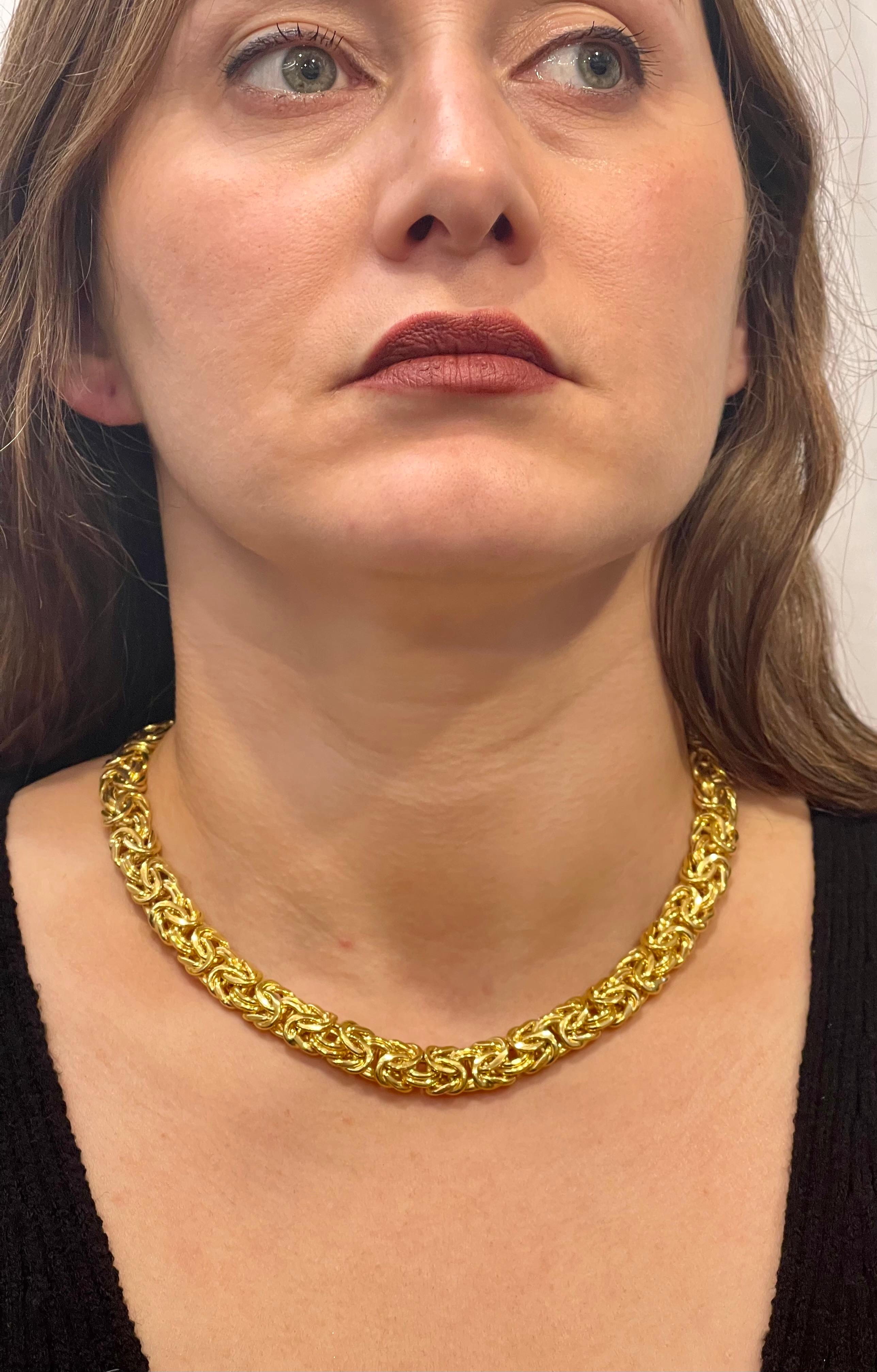 Link Necklace & Bracelet Suite 18 Karat Yellow Gold 97 Gm Made in Italy For Sale 1