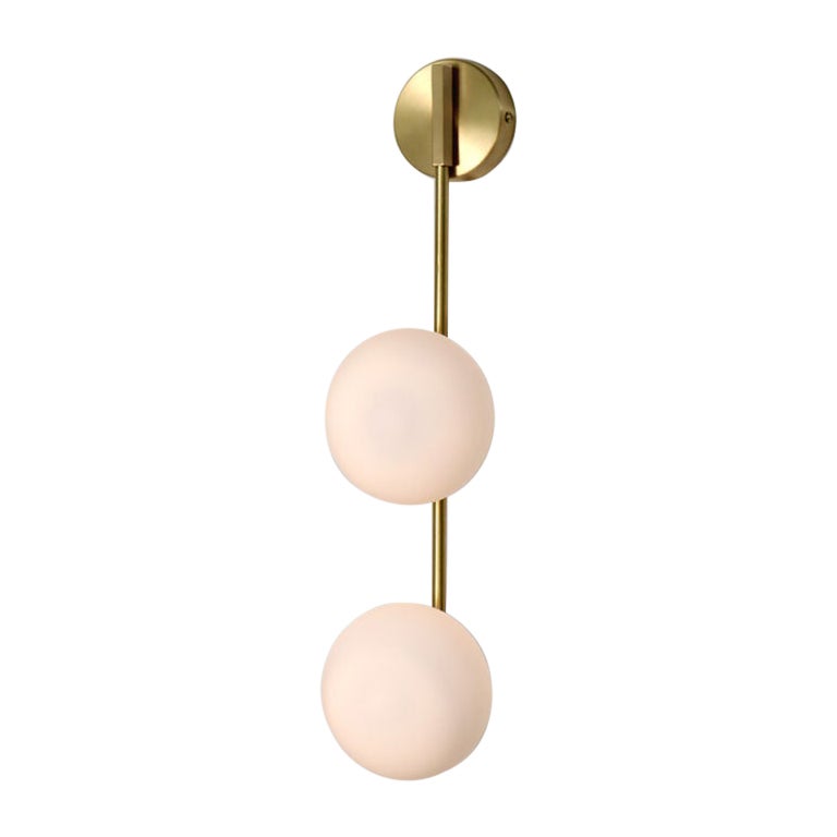 A Link One, lampada da parete a globo in vetro di Lamp Shaper