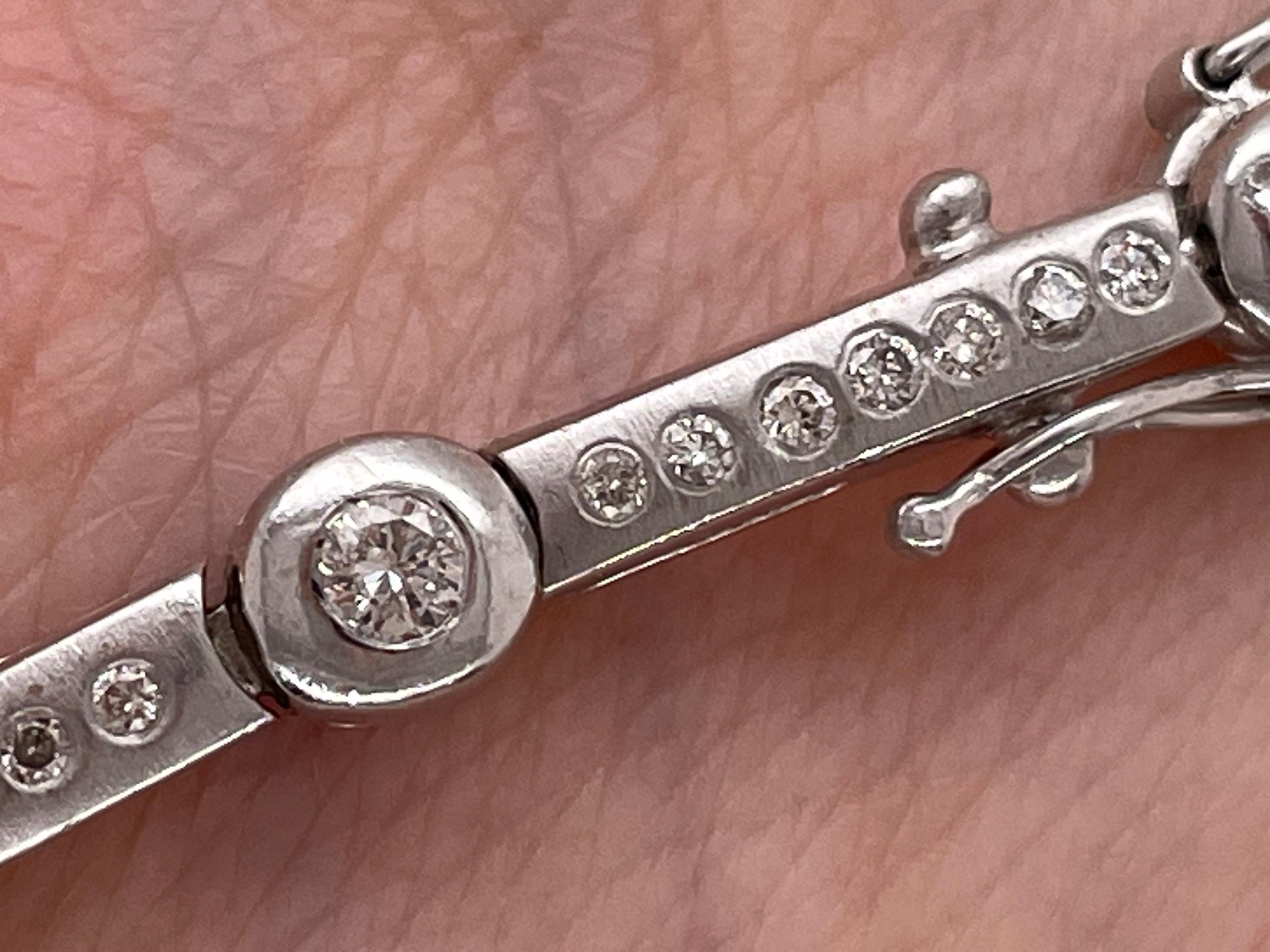 Link or Tennis Bracelet, 7.5 Inch, 12.1 Gram, Diamond and 14kt White Gold For Sale 2