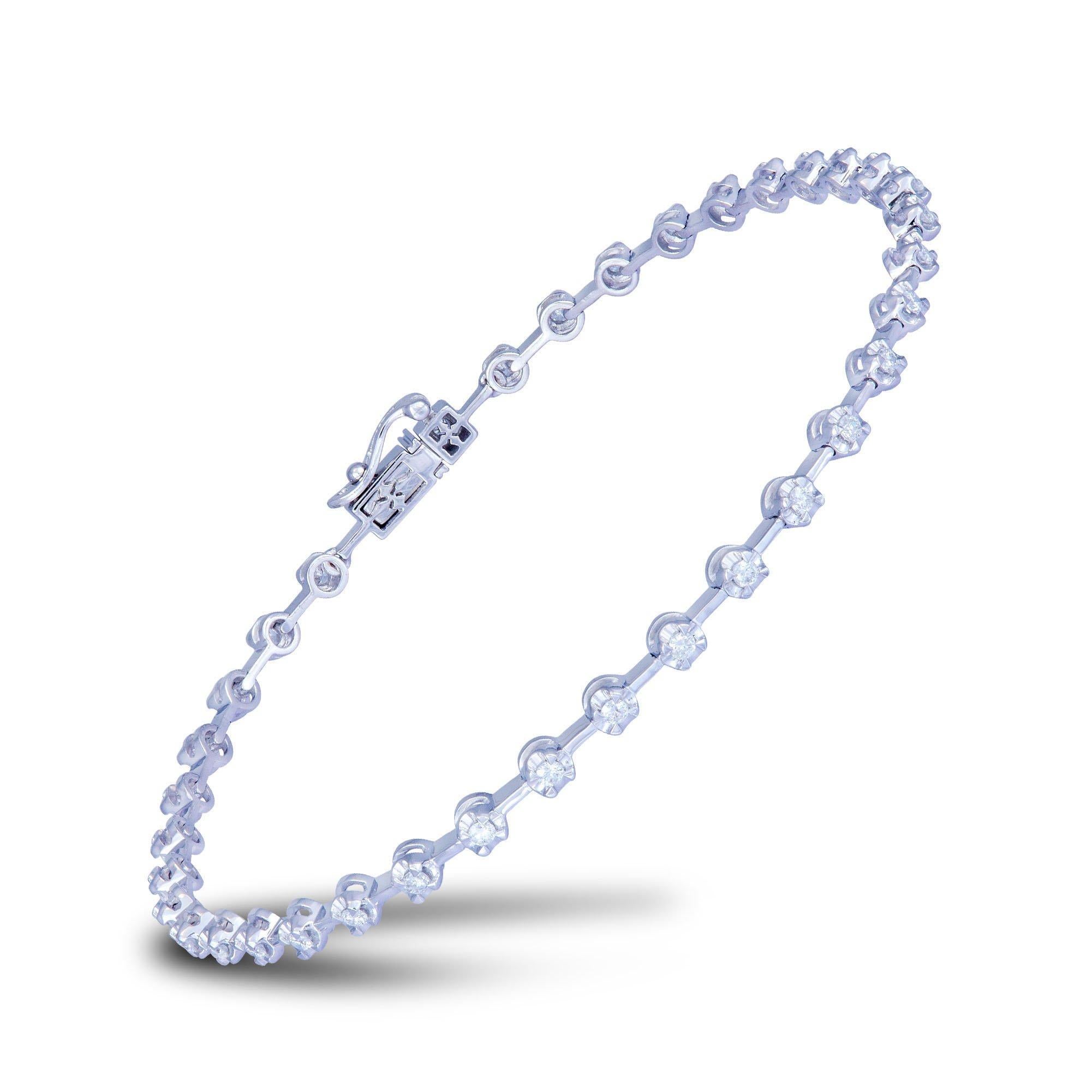 Round Cut Link Setting Diamond Tennis Bracelet 18K White Gold Diamond for Her For Sale