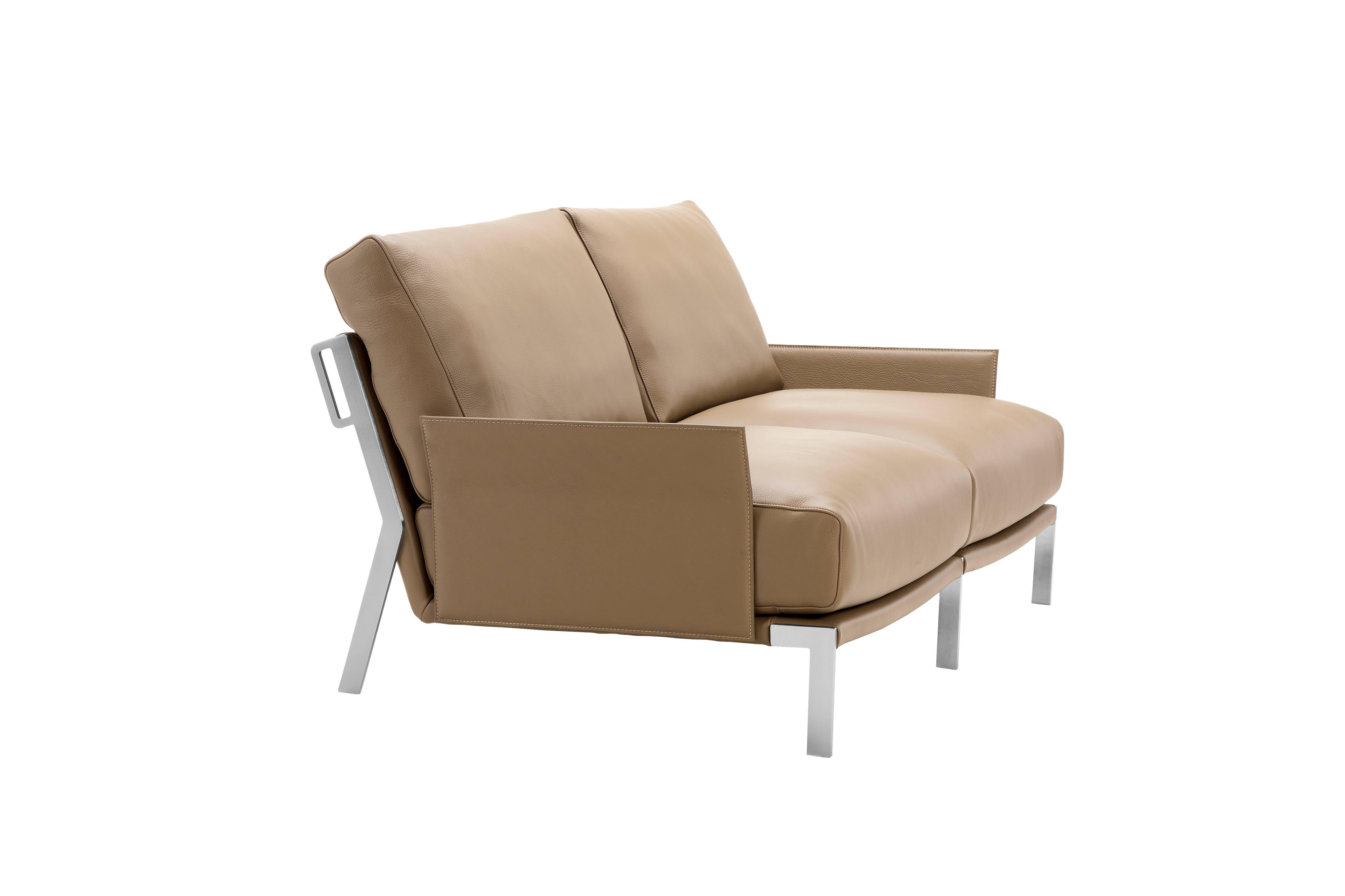 The link sofa, designed by Marconato & Zappa, demonstrates refined, modern lines. Genuine leather upholstery is available in several finishes. Back padded with goose down; seat in high density polyurethane and goose down; wood and metal internal