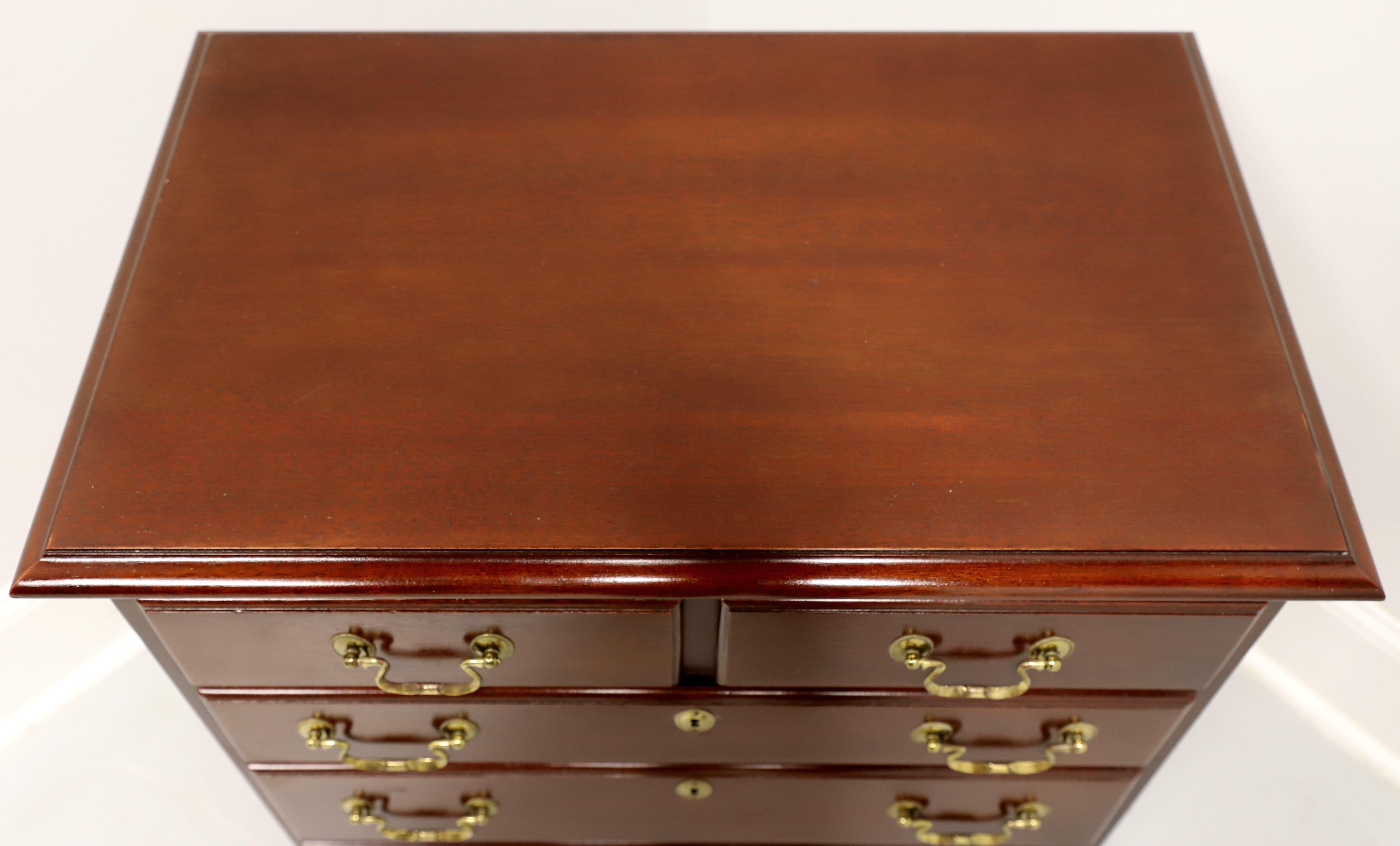 LINK-TAYLOR Heirloom Planters Solid Mahogany Chippendale Bedside Chest - A In Good Condition In Charlotte, NC