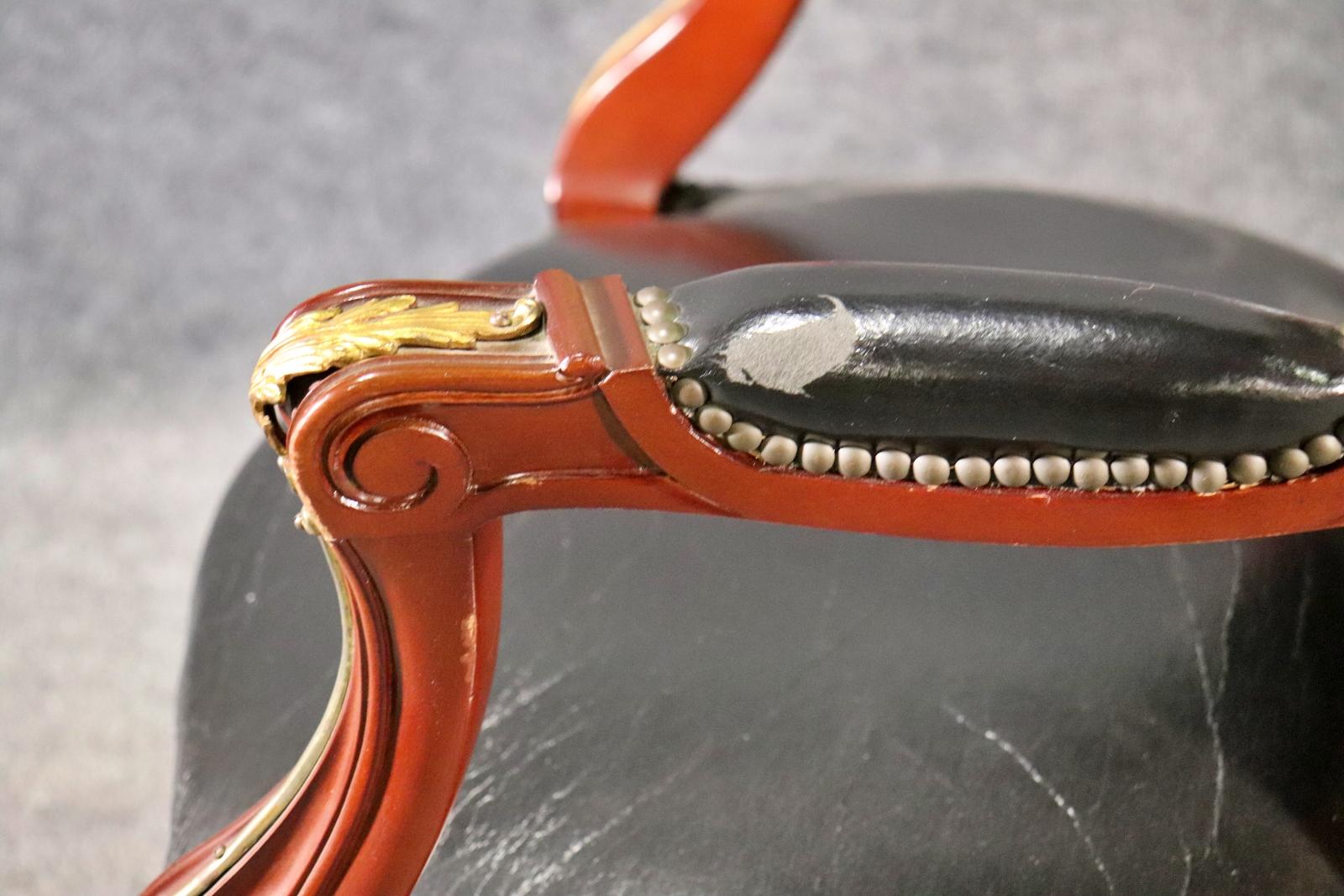 Paire de chaises à accoudoirs de style Louis XV A Link en vente 1
