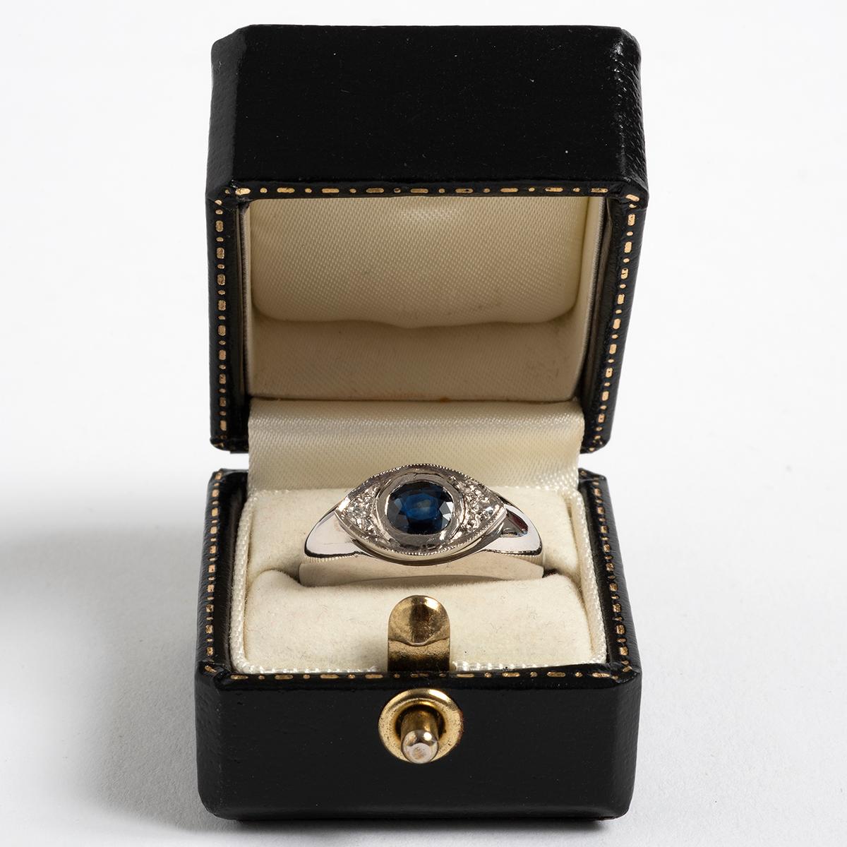 Mixed Cut 'Links of London' Diamond & Sapphire Ring For Sale