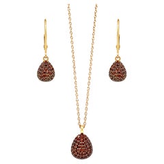 Links of London Garnet Pear Shape Pendant Necklace and Earrings Set in 18K Gold