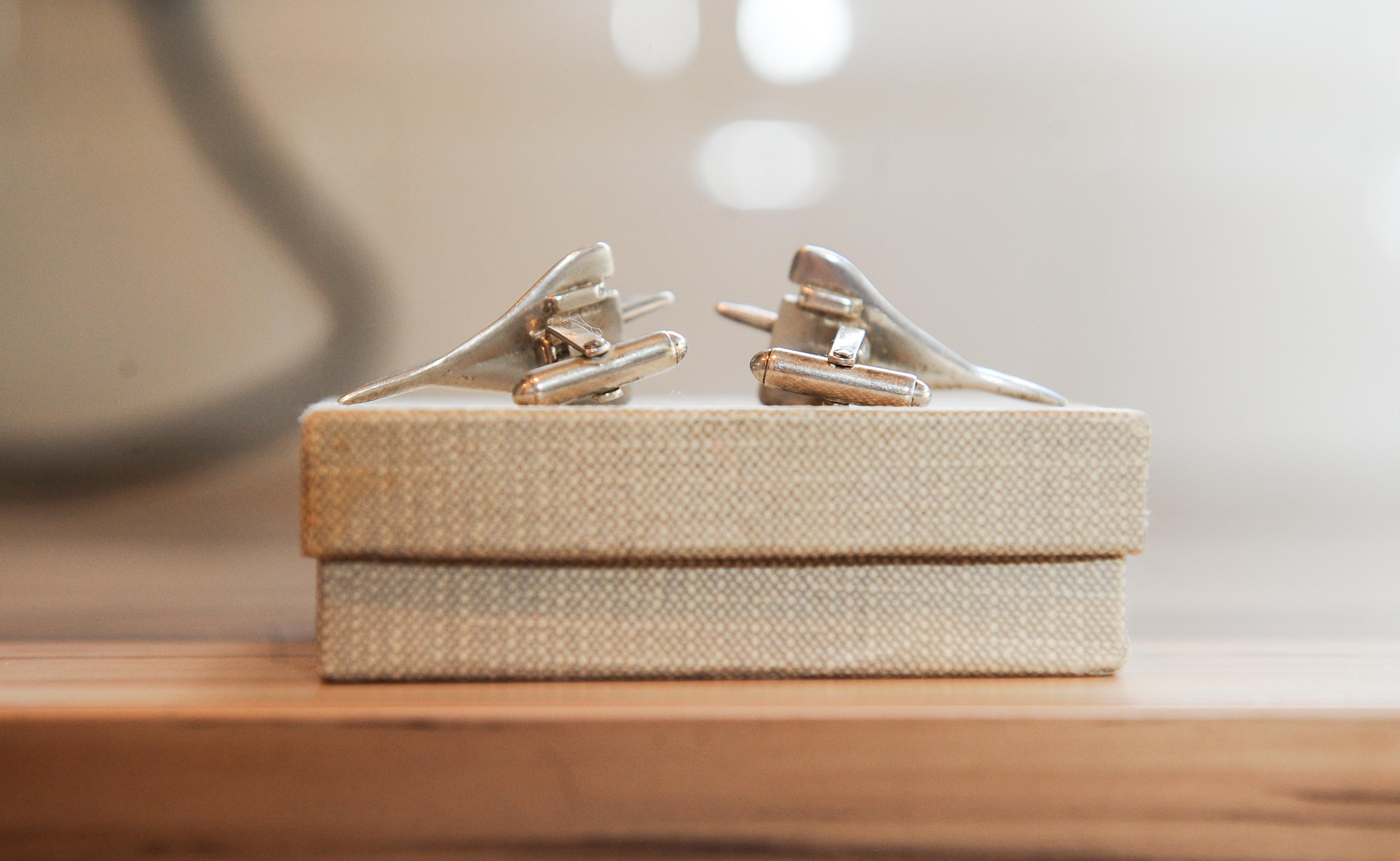 Modern Links of London Pair of Solid Silver Cuff Links Modelled on the Iconic Concorde For Sale