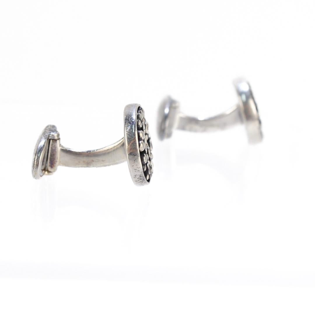 Manschettenknöpfe aus Londoner Sterlingsilber mit Perlen und schwarzen Edelsteinen im Angebot 1
