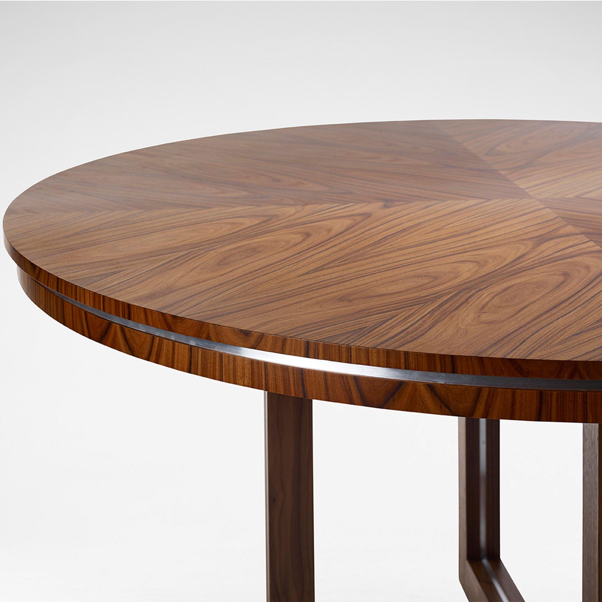 The Helix circular dining table, crafted in Santos rosewood is a sophisticated addition to your household. The LINLEY Helix collection makes an elegant and unique addition to your dining suite. Our Helix collection draws inspiration from the 20th