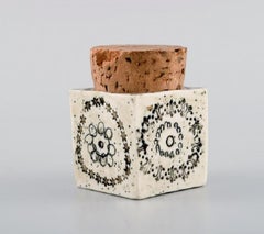 Linnea Rut Bryk (1916-1999), Finnland. Seltener einzigartiger Krug aus glasiertem Steingut