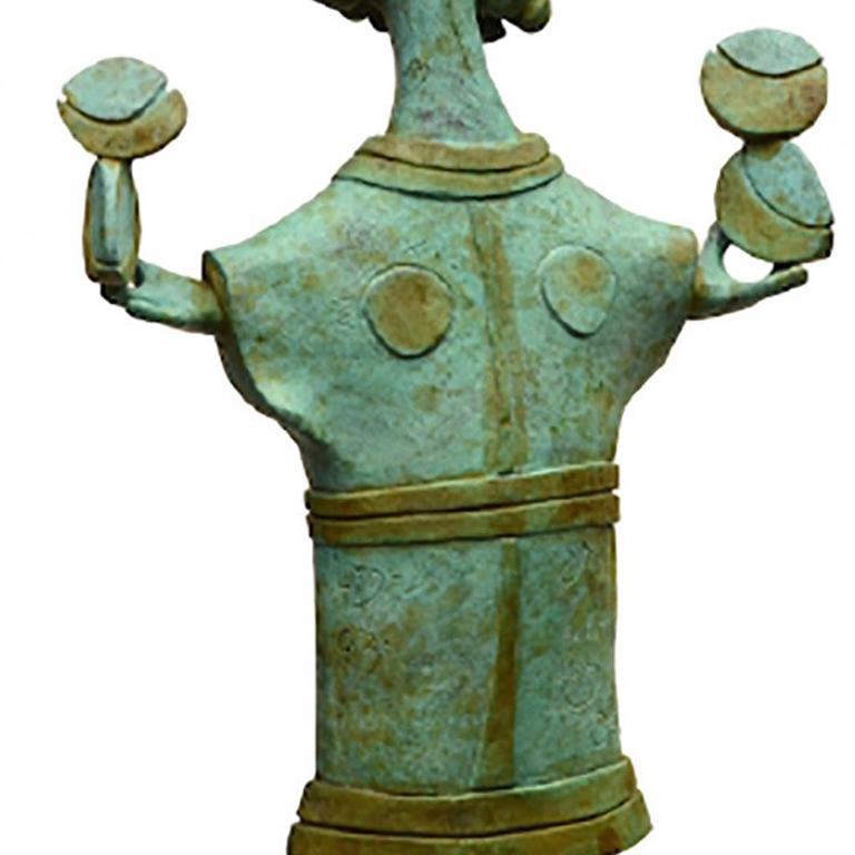 Lino Chavez, Vendedora de sueños, brass sculpture, 1/10. For Sale 2