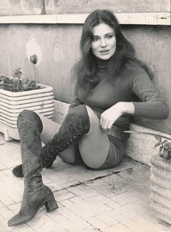 Jacqueline Bisset Seated Outdoors Fine Art Print