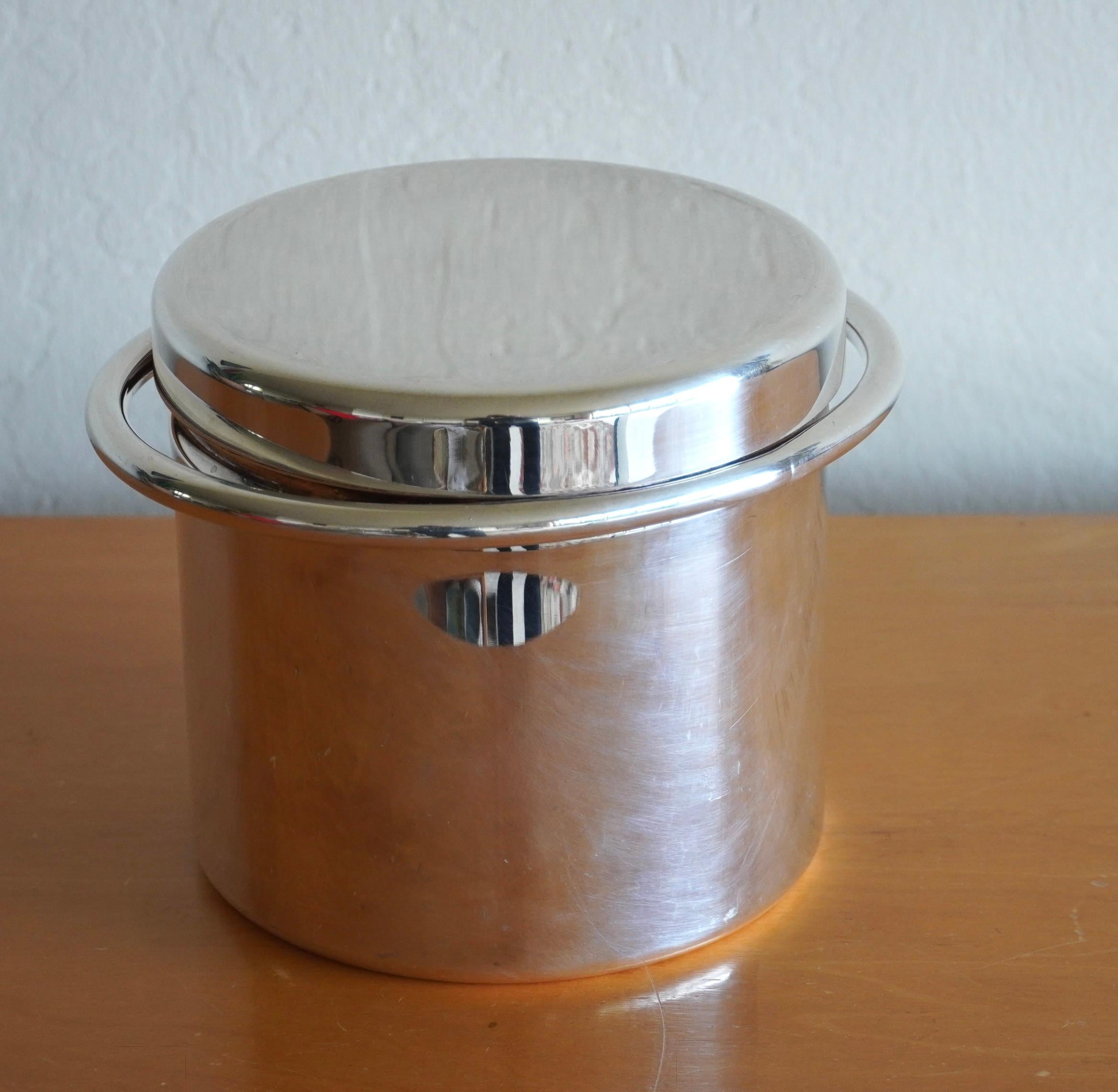 Mid-Century Modern Lino Sabattini (1926-2016) Sliverplate Ice Bucket For Sale