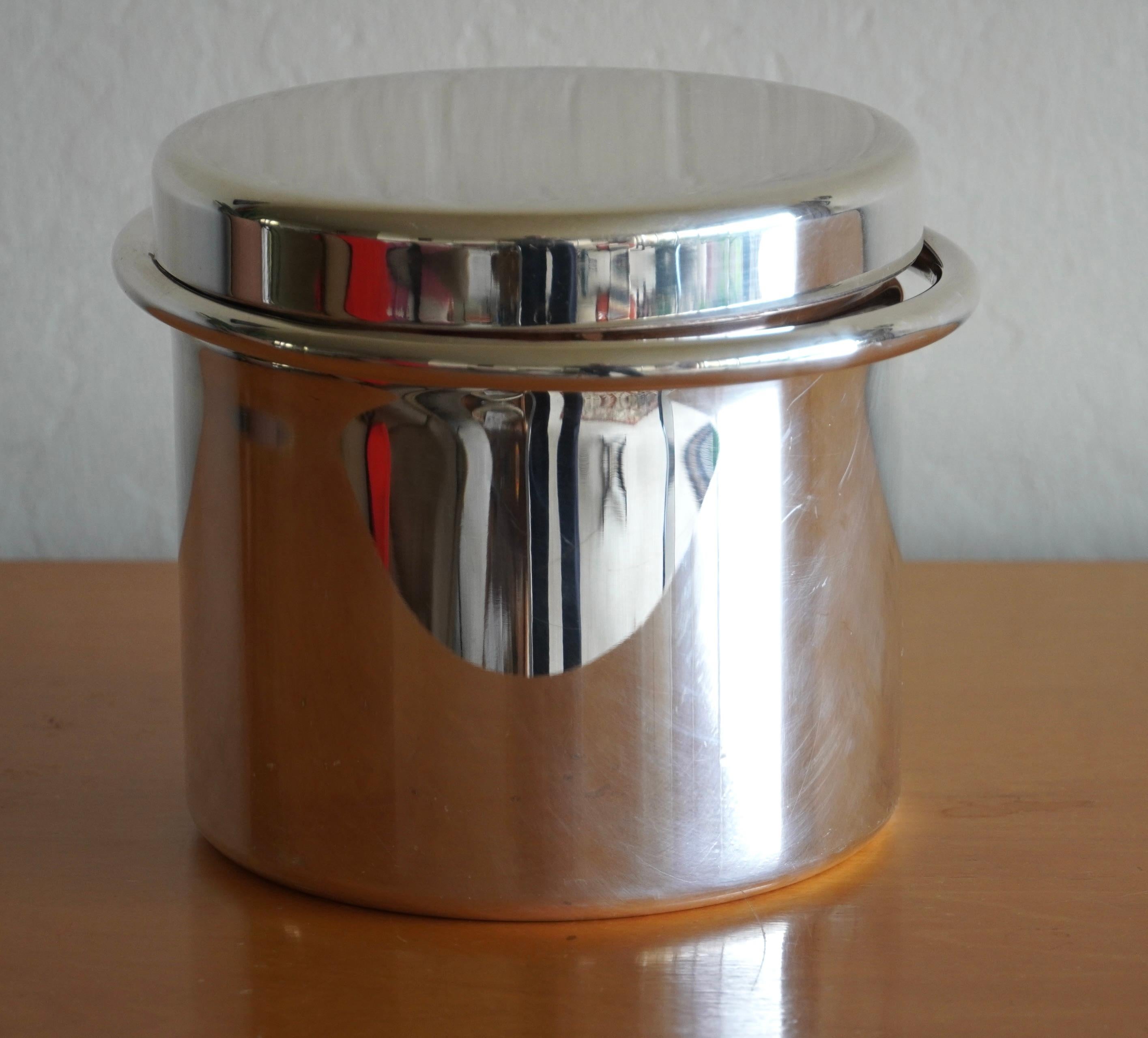 Hand-Crafted Lino Sabattini (1926-2016) Sliverplate Ice Bucket For Sale