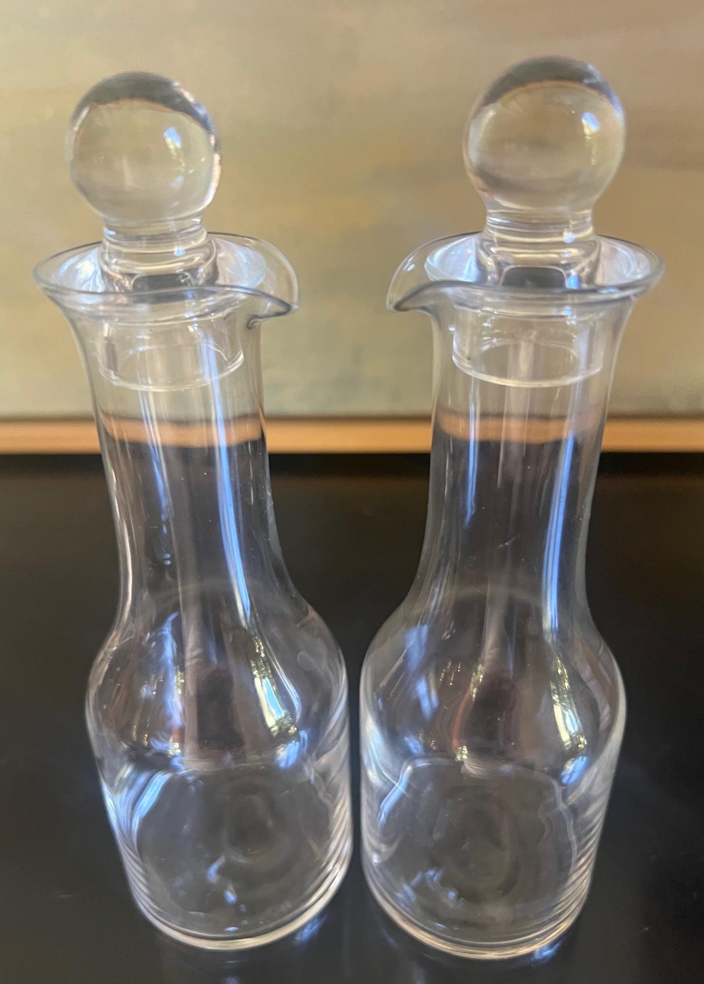Placcato argento Set di olio e aceto moderno di Lino Sabattini, anni '70 ca. in vendita