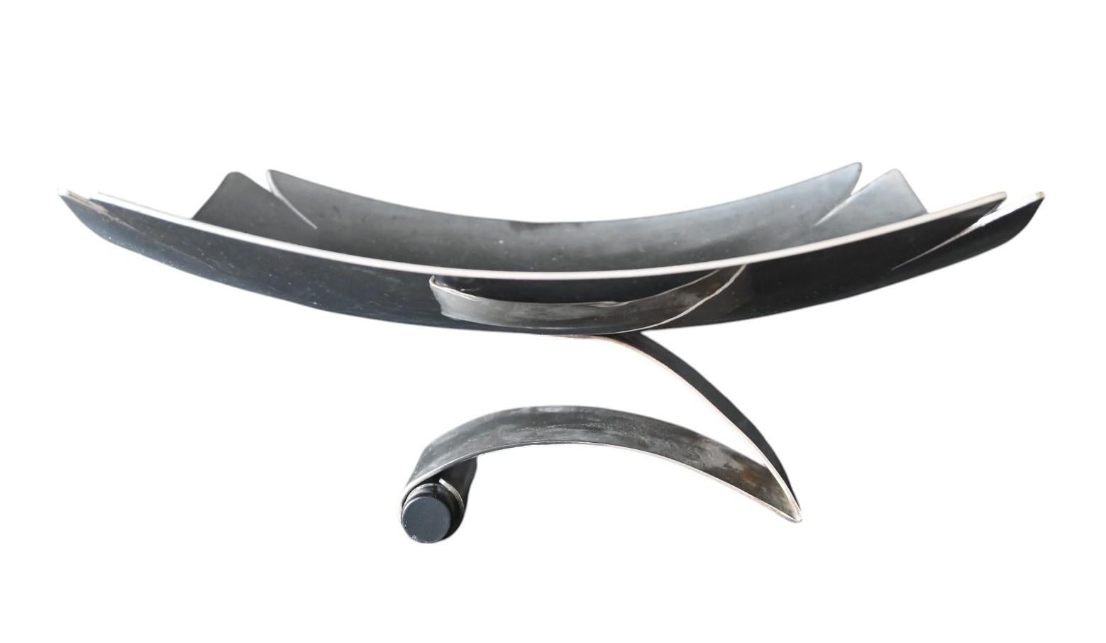 Italian Lino Sabattini Sculptural Modernist Silverplate Centerpiece Bowl, Italy, 1970s For Sale