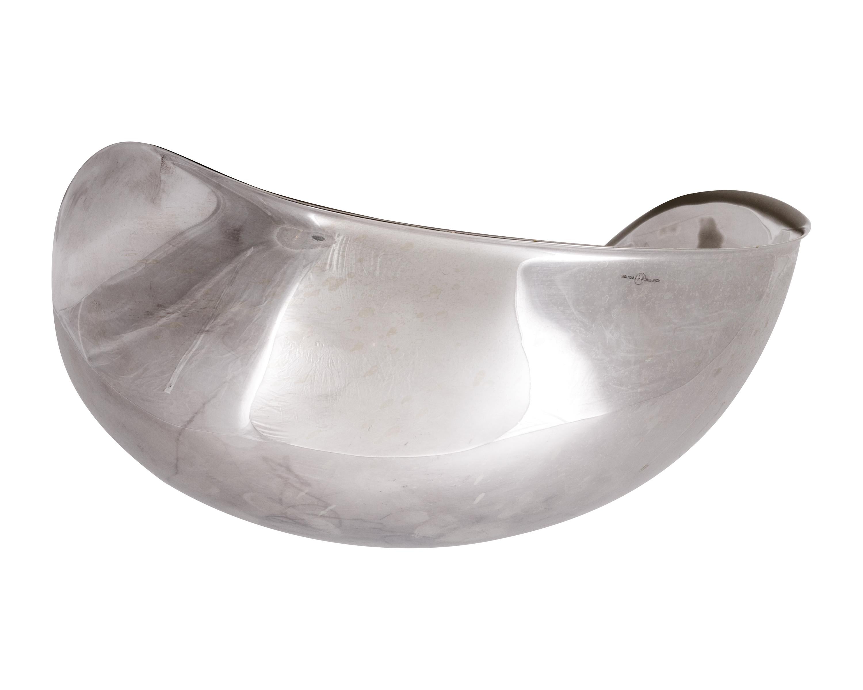 Silvered Lino Sabattini Signed Sculptural Silver Plate Centrepiece Bowl, Italy 1970s