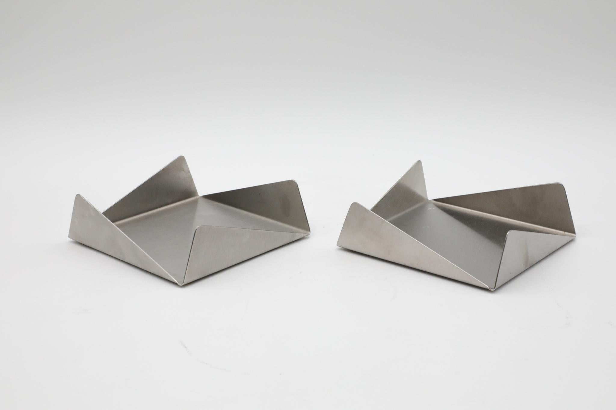 Lino Sabattini Style Folded Brushed Steel Modernist Serving Set, 1970s For Sale 10