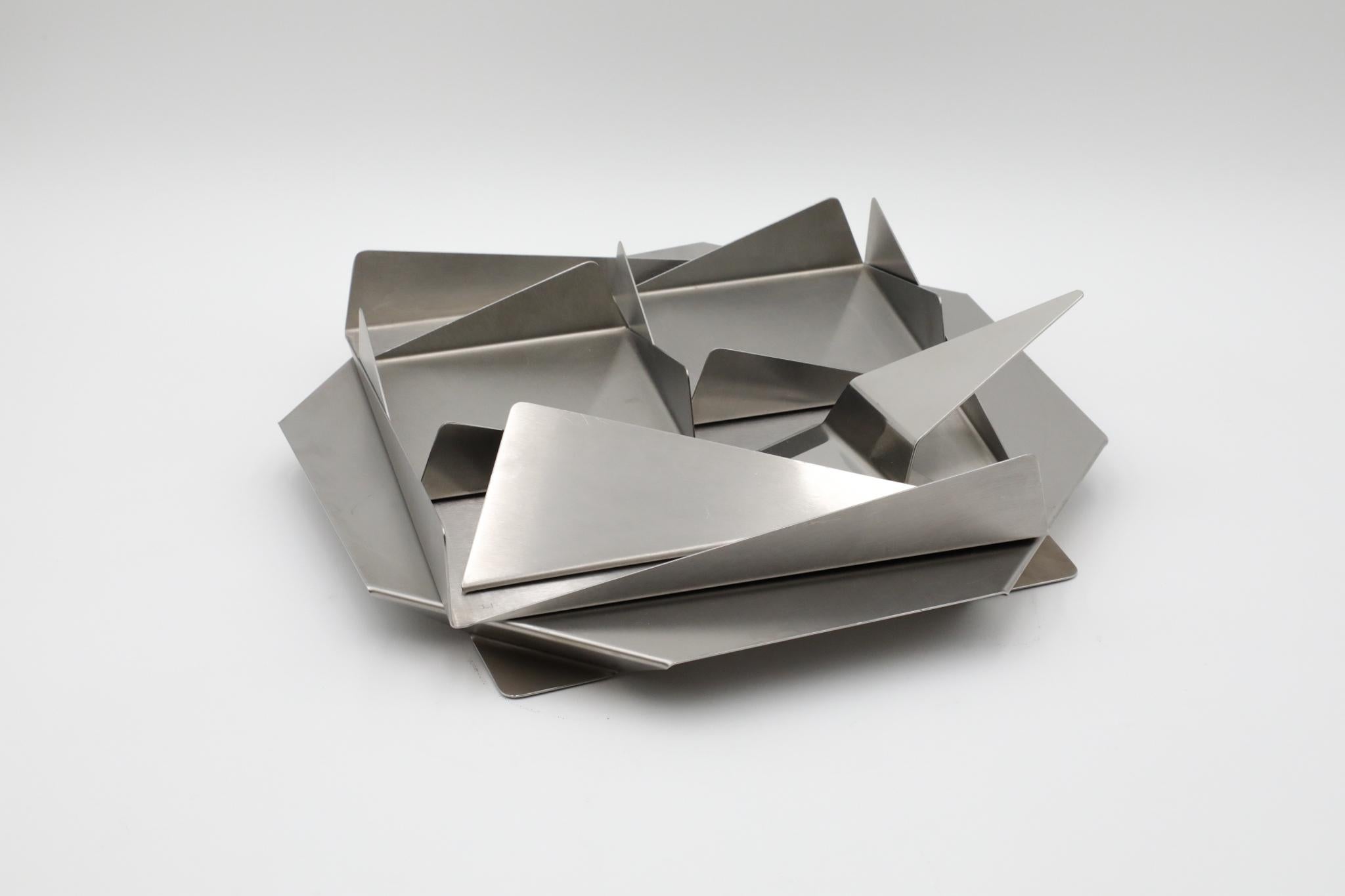 Lino Sabattini Style Folded Brushed Steel Modernist Serving Set, 1970s For Sale 14