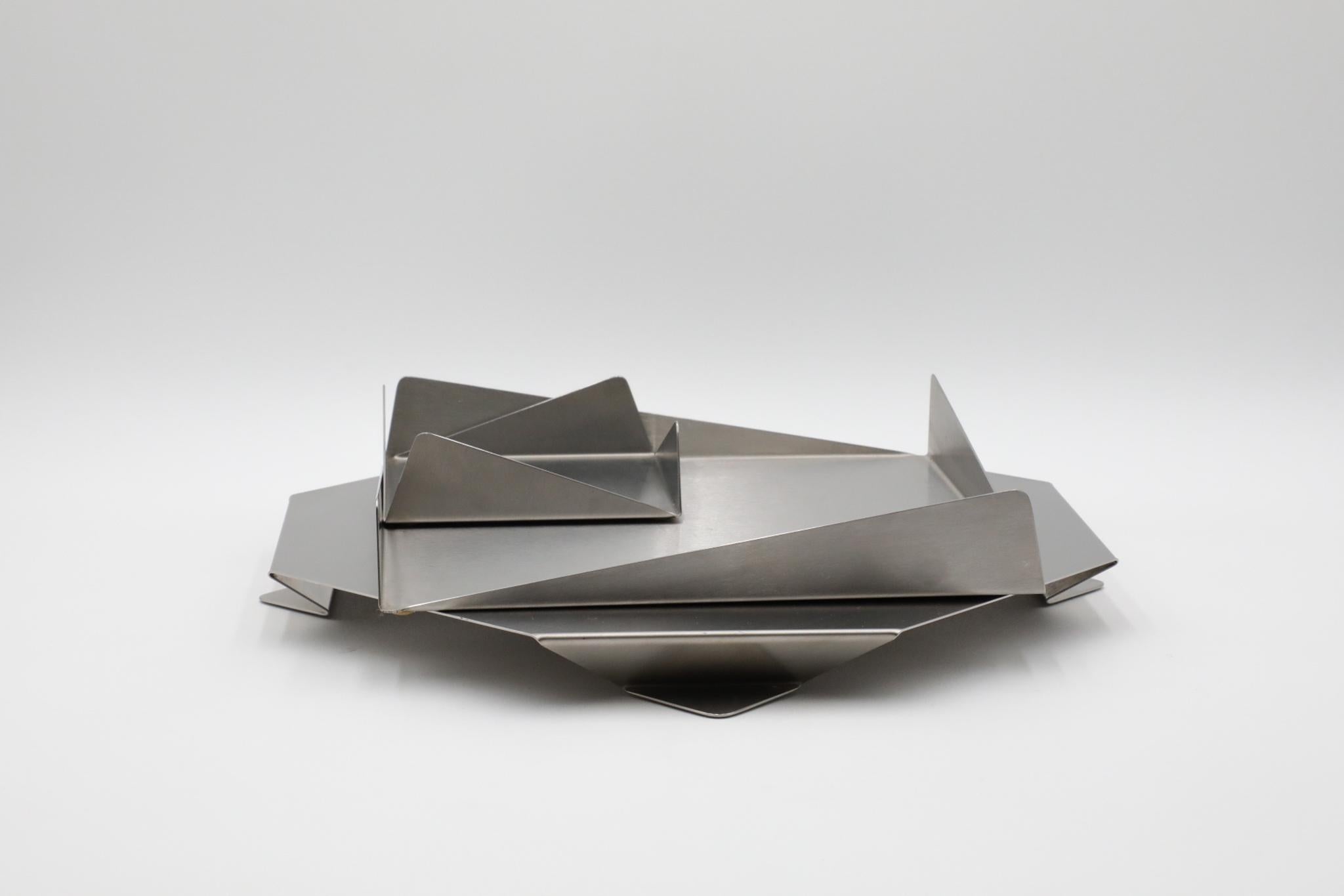 Unknown Lino Sabattini Style Folded Brushed Steel Modernist Serving Set, 1970s For Sale