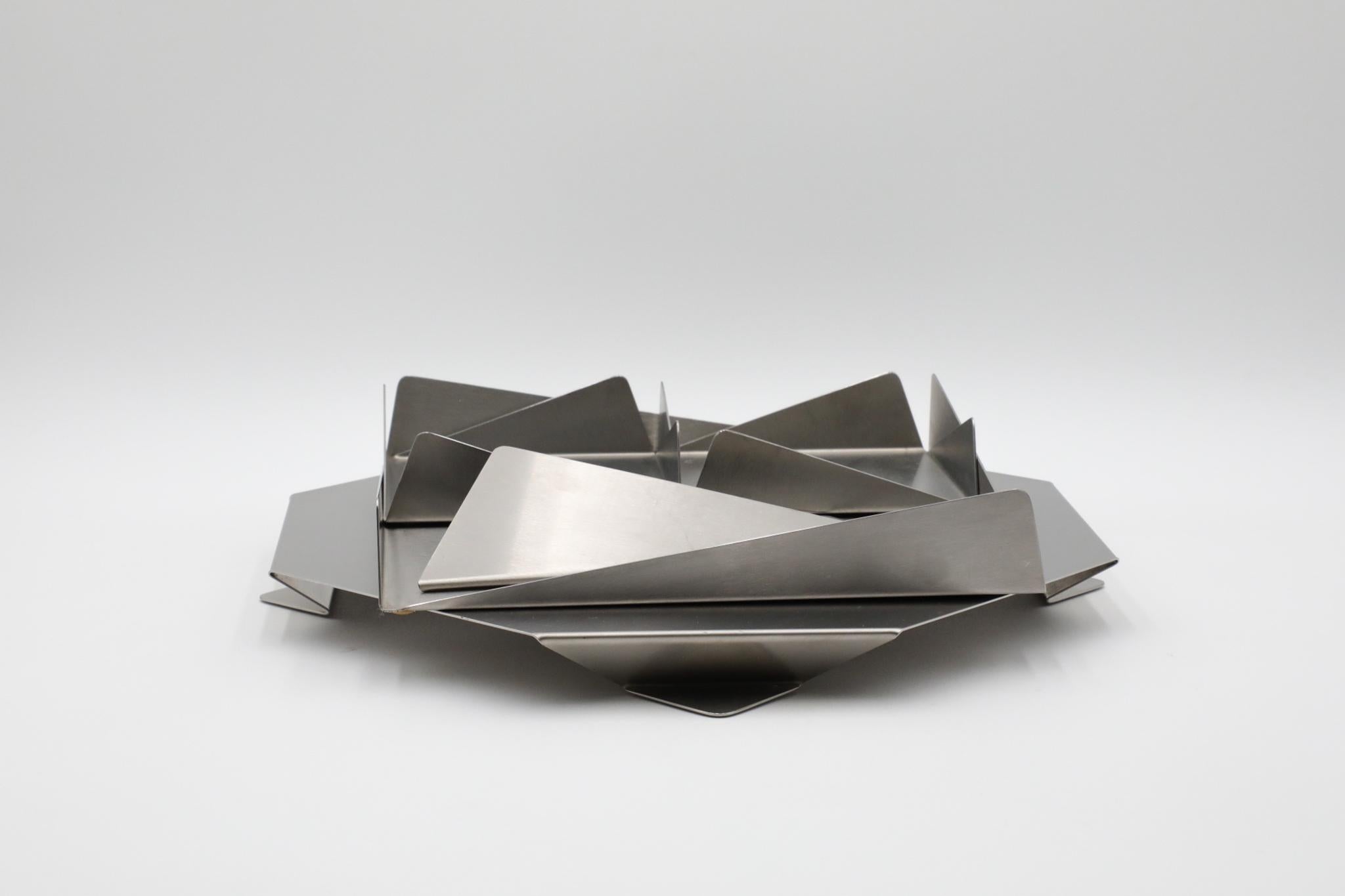 20th Century Lino Sabattini Style Folded Brushed Steel Modernist Serving Set, 1970s For Sale