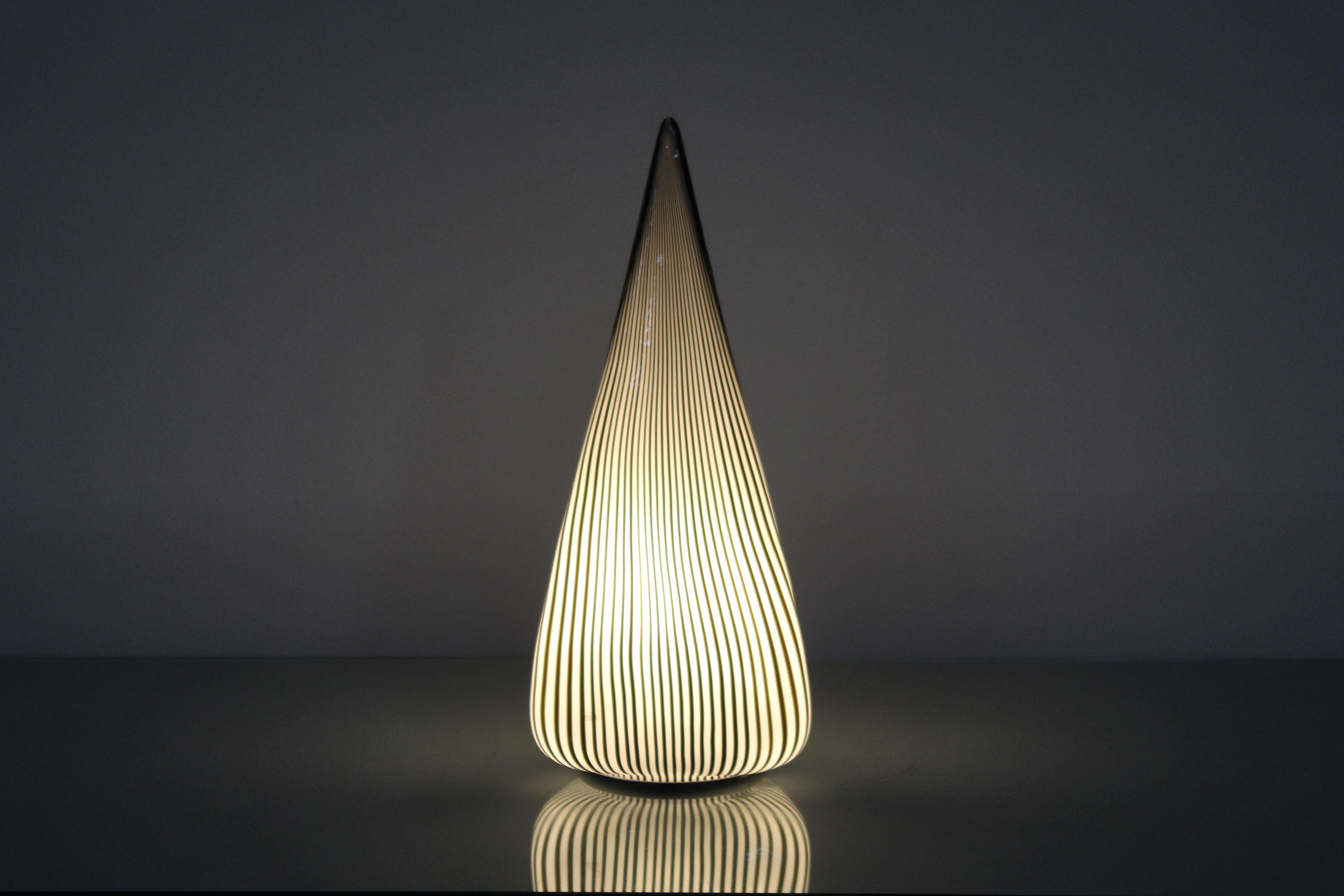 Lino Tagliapietra for Effetre (attr) B.&W. Murano Glass Table Lamp 80s Italy 6