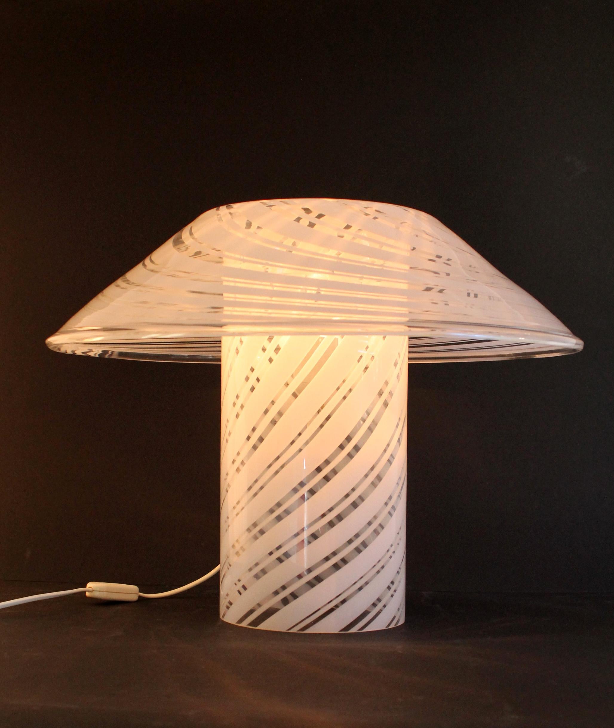 Lino Tagliapietra for Effetre Murano Glass. Table/Desk Lamp (36hx43x16cm) Mint!! 8