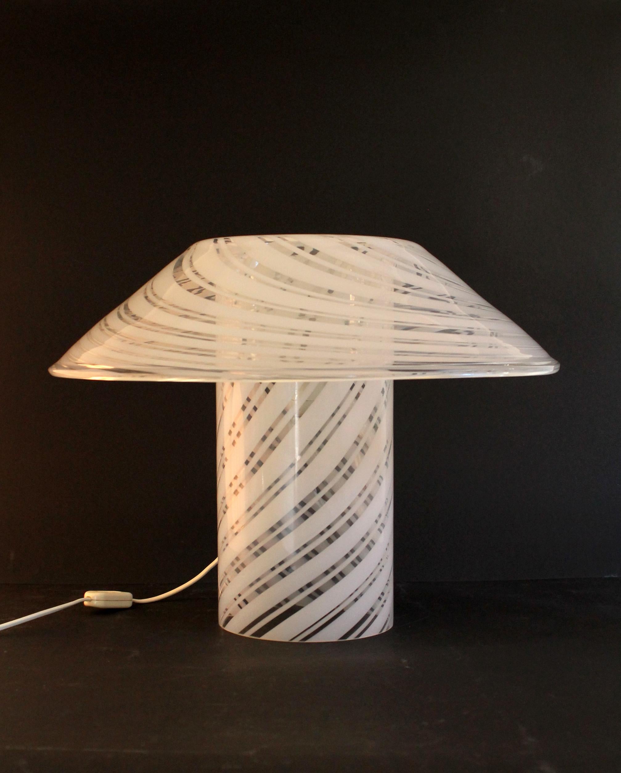 Hand-Crafted Lino Tagliapietra for Effetre Murano Glass. Table/Desk Lamp (36hx43x16cm) Mint!!