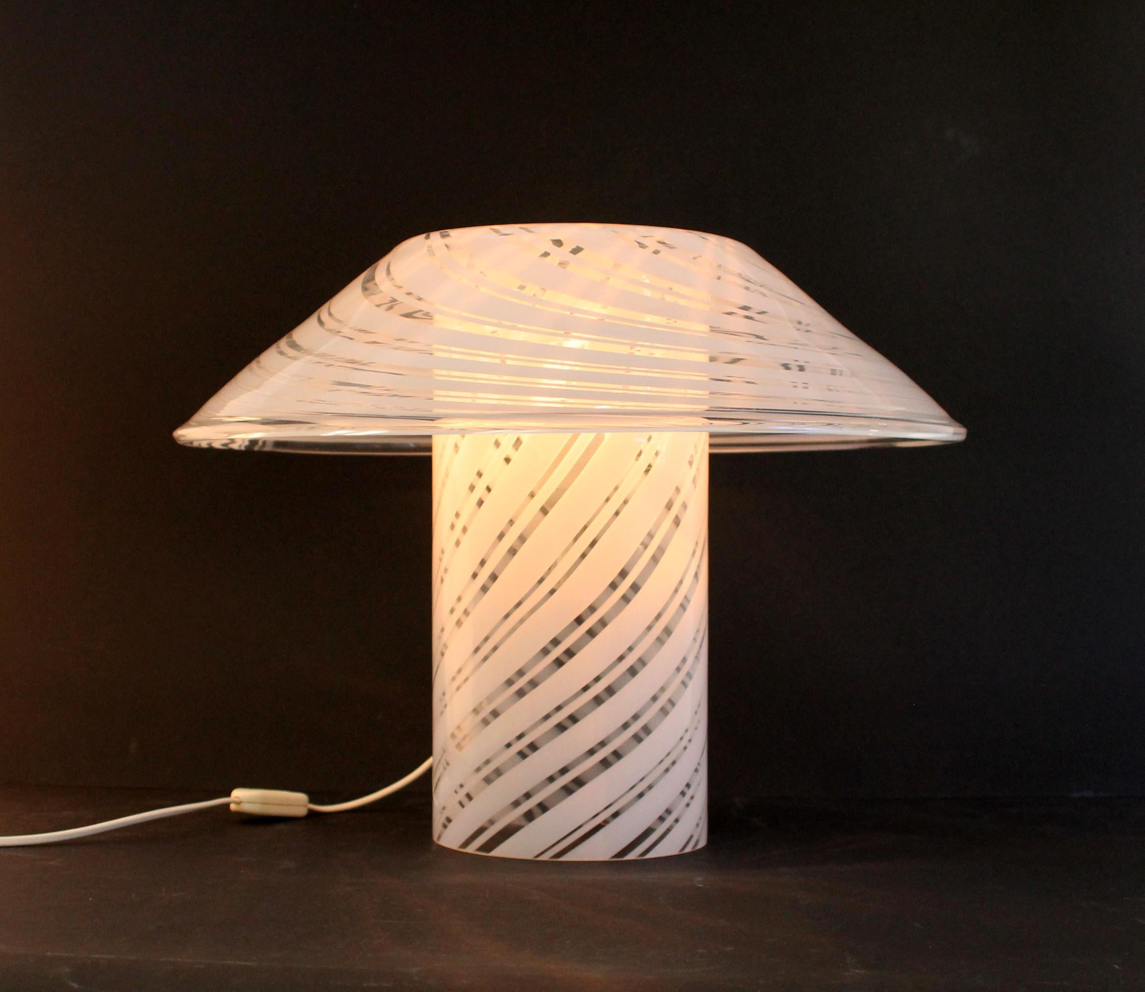 Lino Tagliapietra for Effetre Murano Glass. Table/Desk Lamp (36hx43x16cm) Mint!! 3