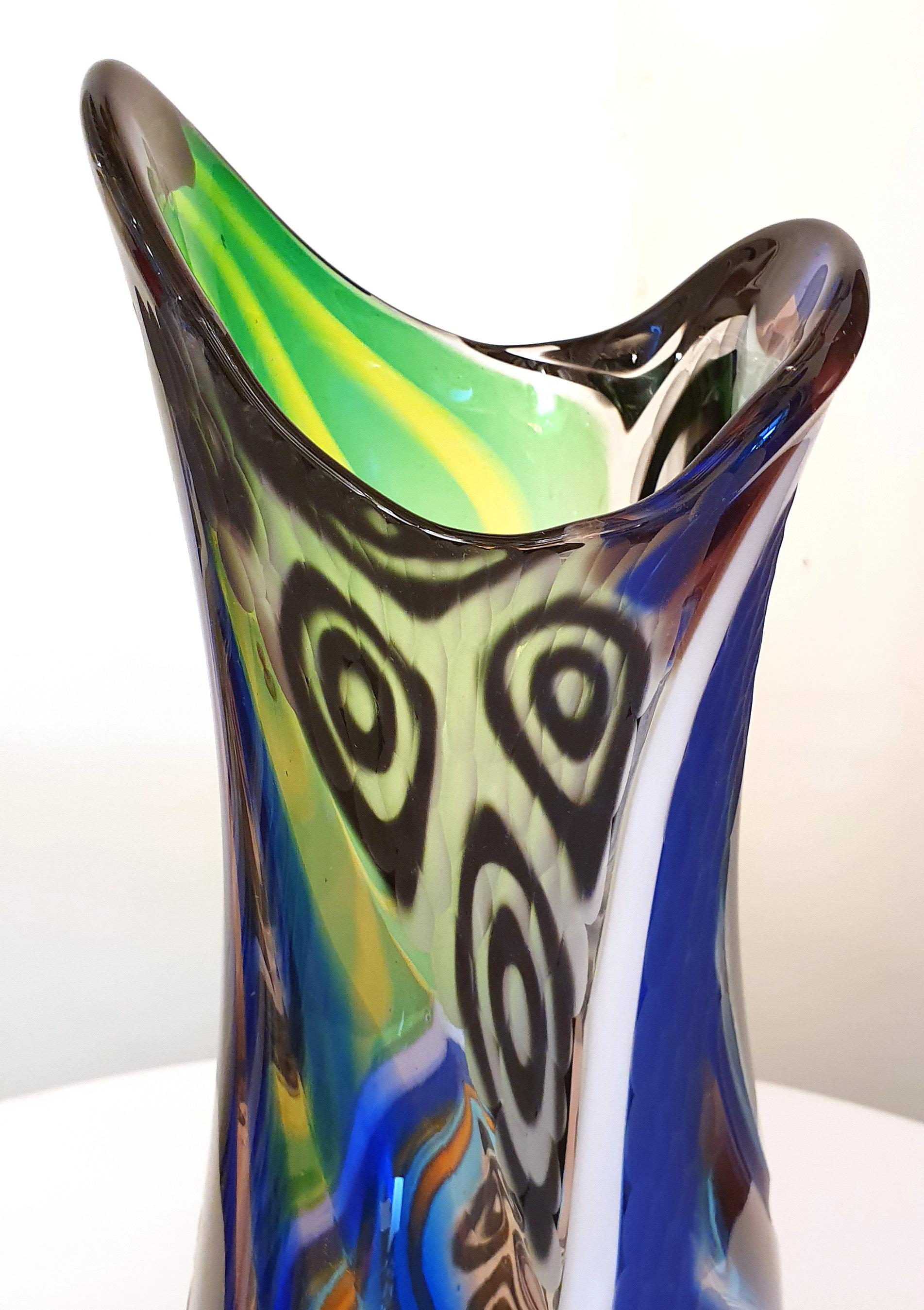 Lino Tagliapietra Murano Glass Vase Signed by the Artist In Good Condition For Sale In London, GB