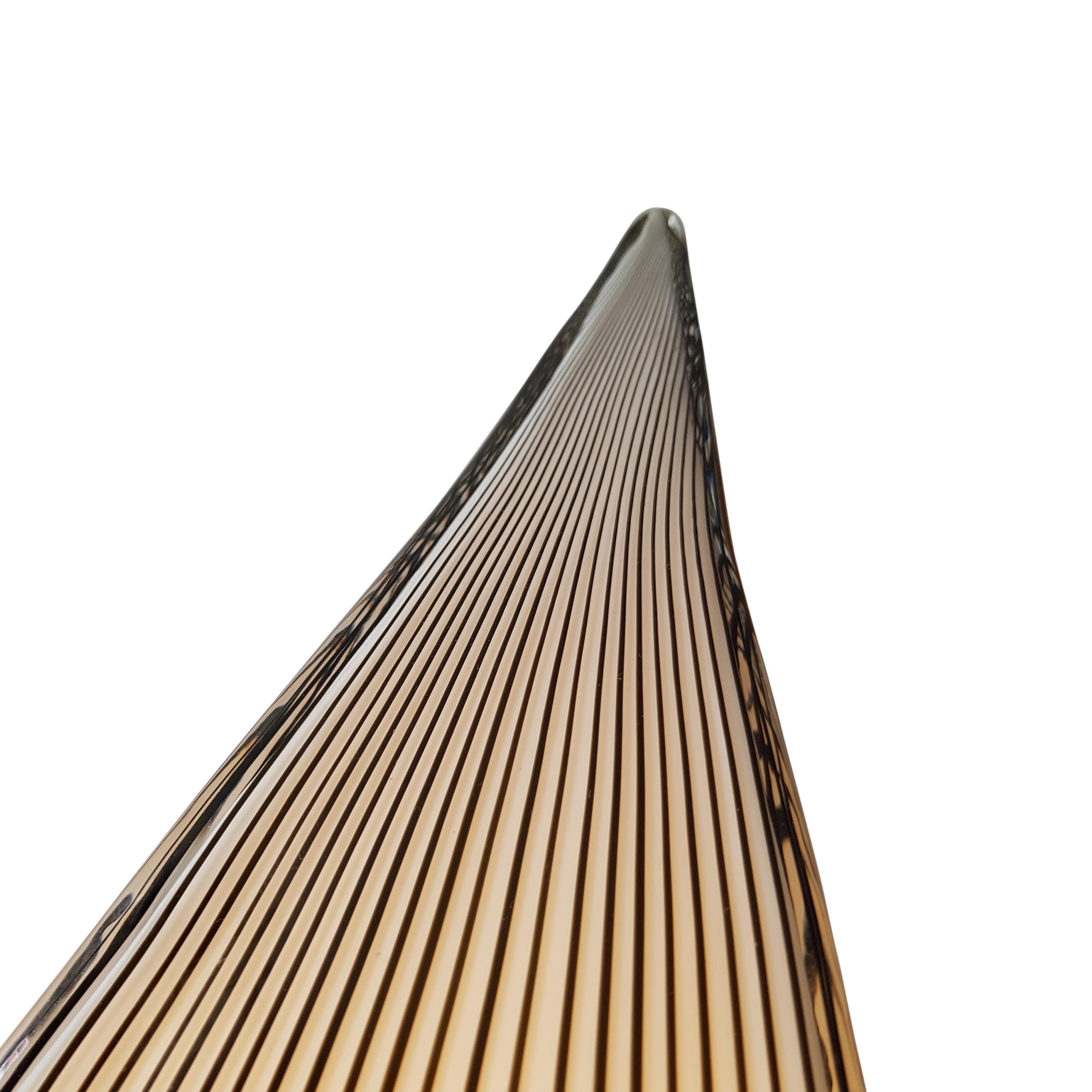 Mid-Century Modern, 1980s, L. Tagliapietra Pyramid Murano Table Lamp for Effetre In Good Condition In Le Grand-Saconnex, CH