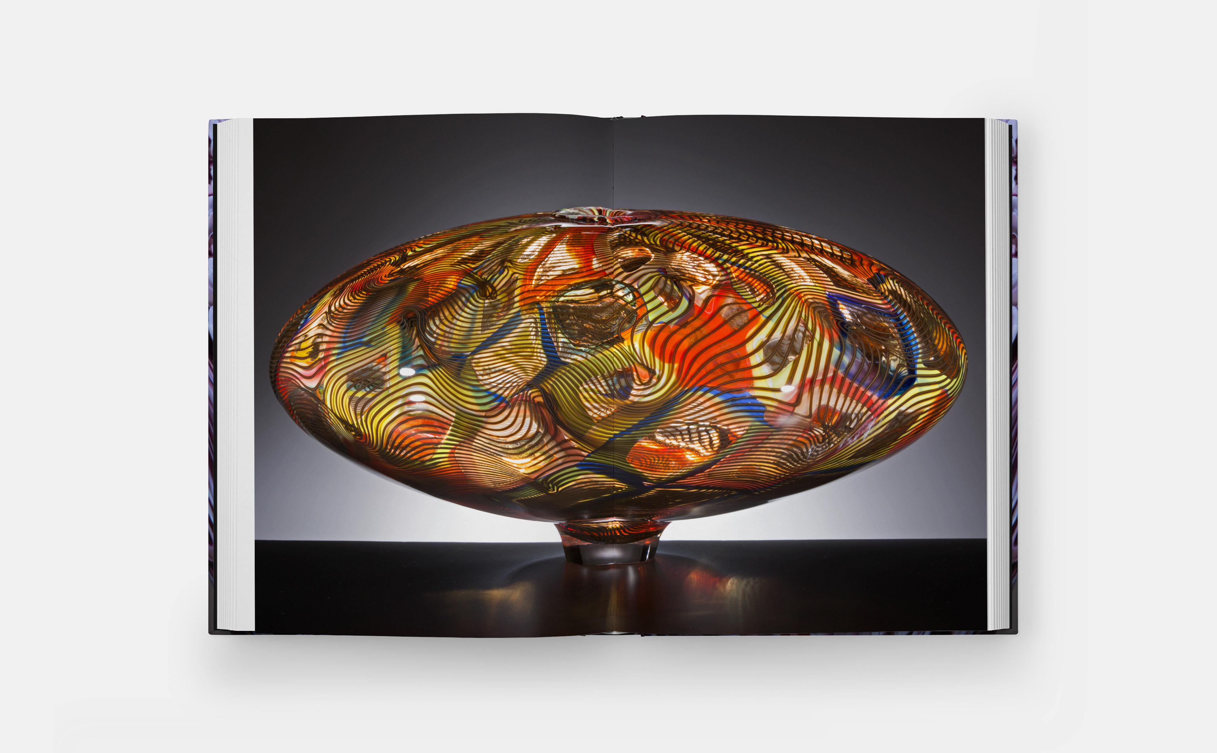 Contemporary Lino Tagliapietra: Sculptor in Glass For Sale