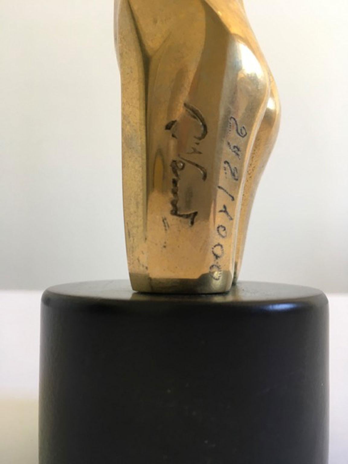 1980 Italien Ende des 20. Jahrhunderts Bronze Multiple Bust Him von Roberto Nanut, Italien (Gold), Nude Sculpture, von Lino Tine'