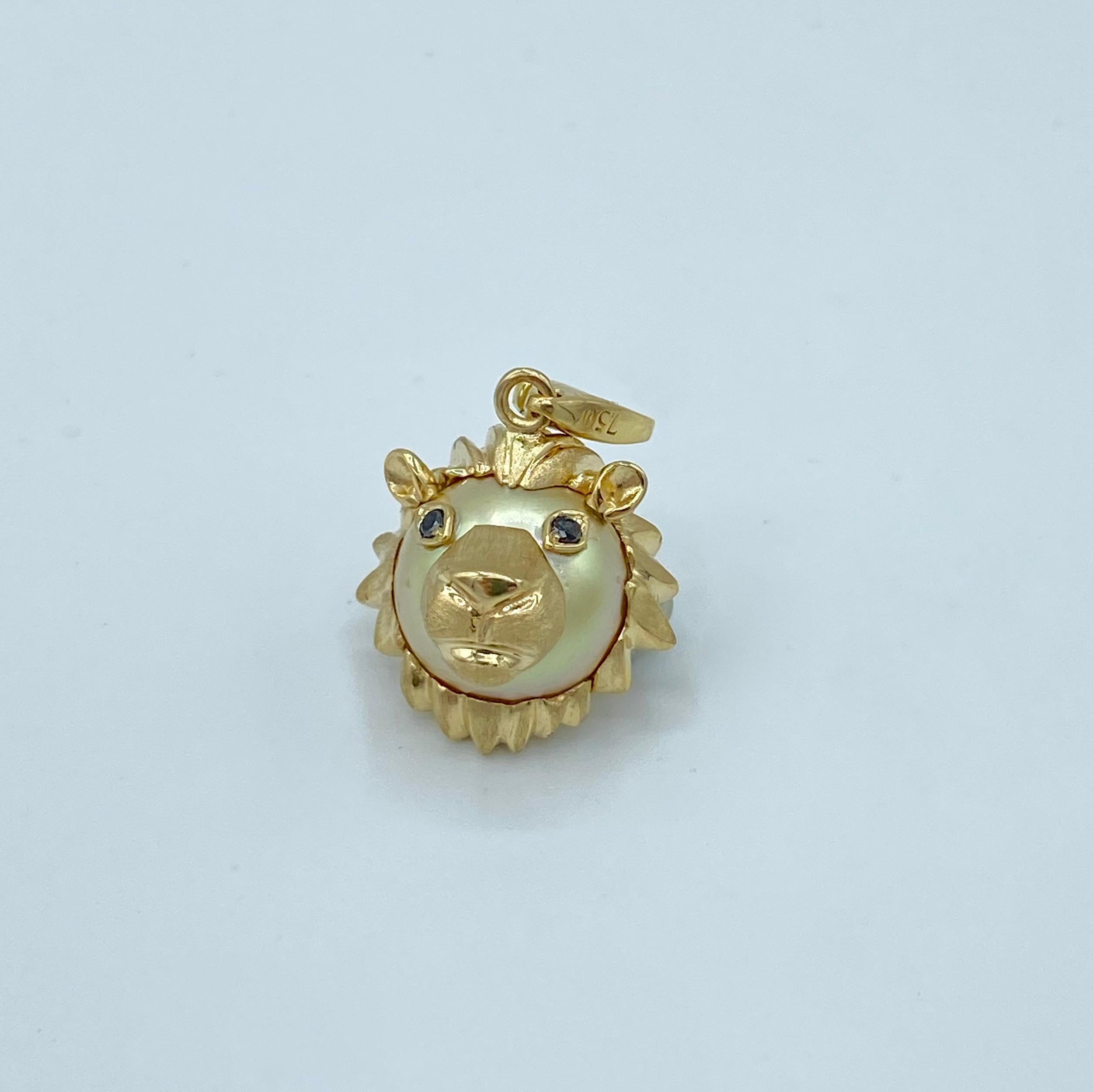 Round Cut Lion Black Diamond Australian Gold Pearl 18 Karat Gold Pendant Necklace or Charm