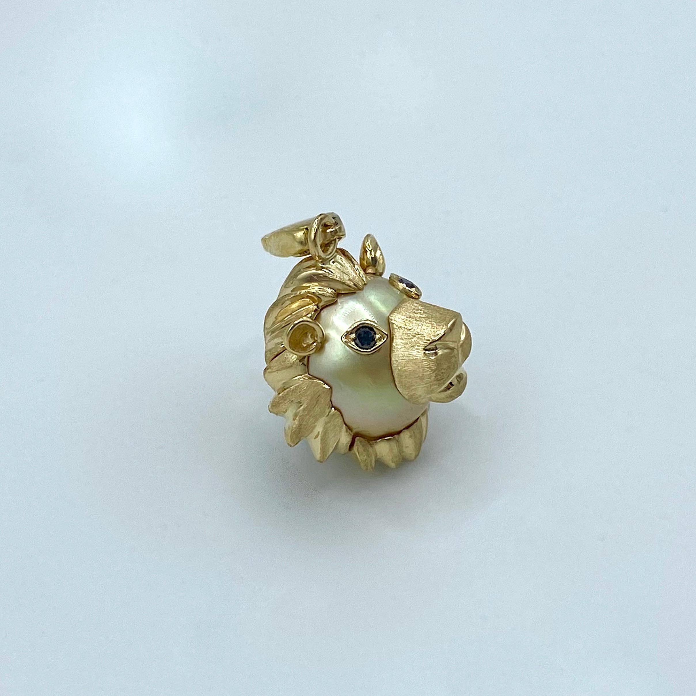 Lion Black Diamond Australian Gold Pearl 18 Karat Gold Pendant Necklace or Charm In New Condition In Bussolengo, Verona