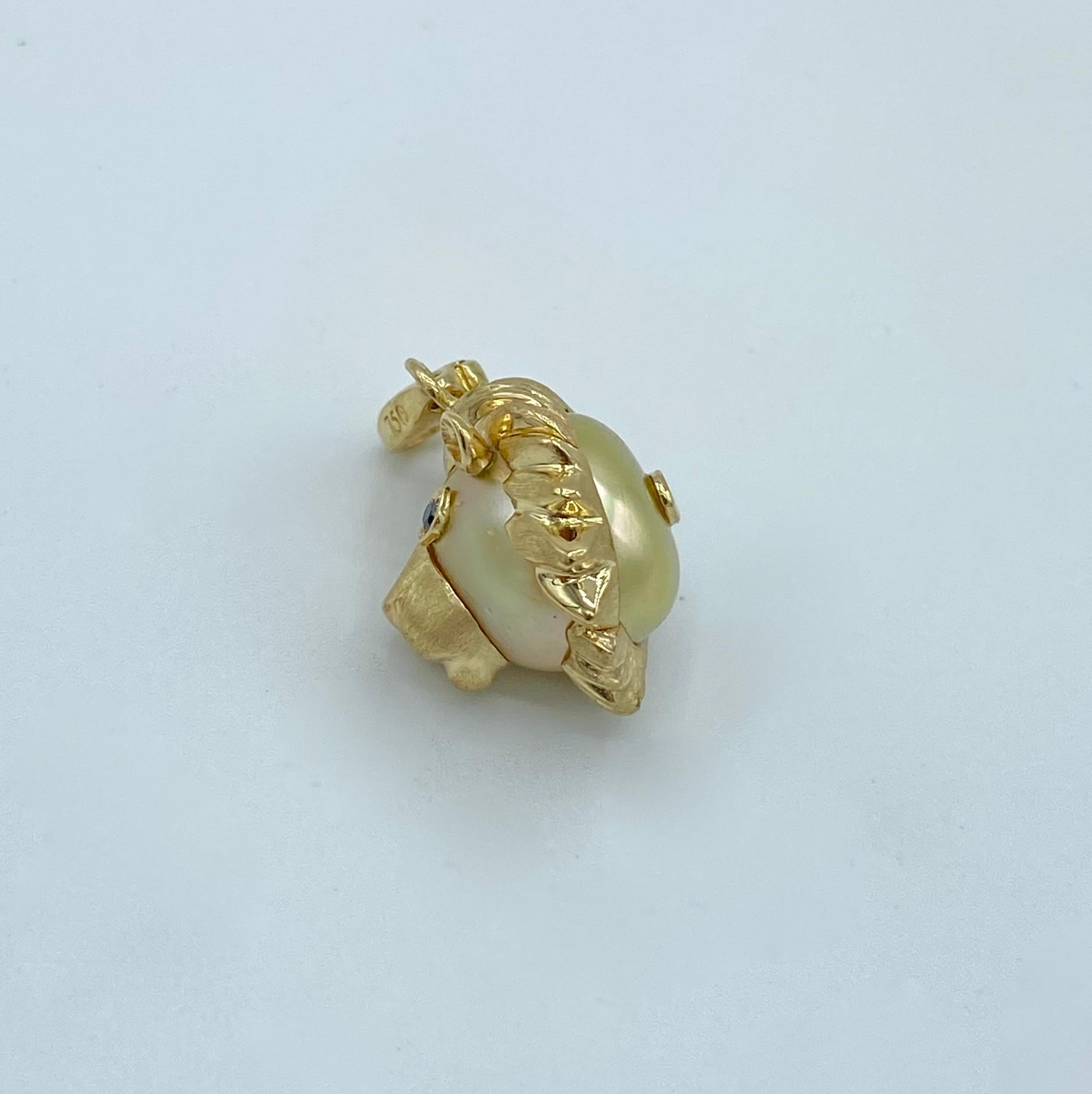 Women's Lion Black Diamond Australian Gold Pearl 18 Karat Gold Pendant Necklace or Charm