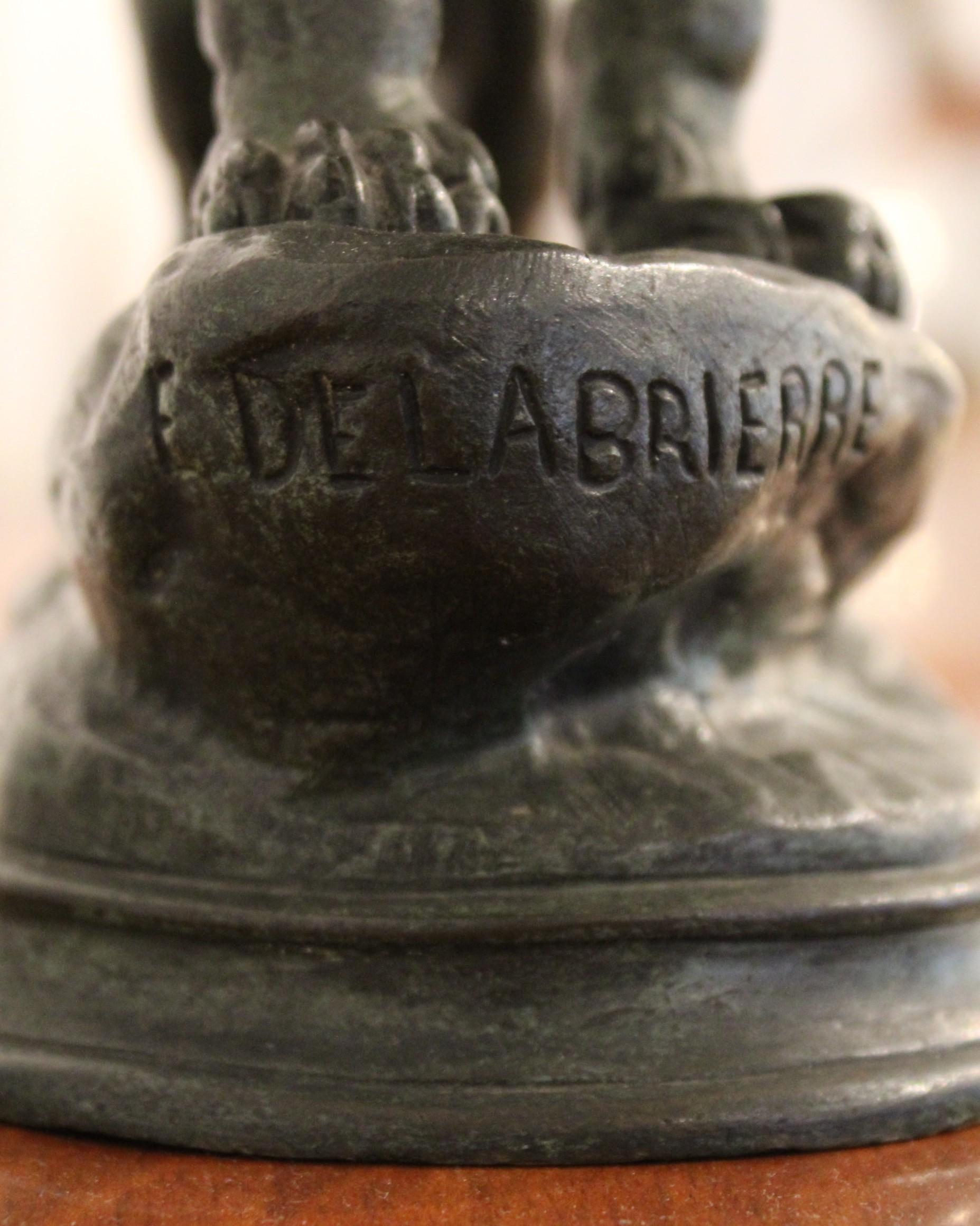 Francese Lion bronze sculpture by Edouard Delabrièrre, France, 19th Century in vendita