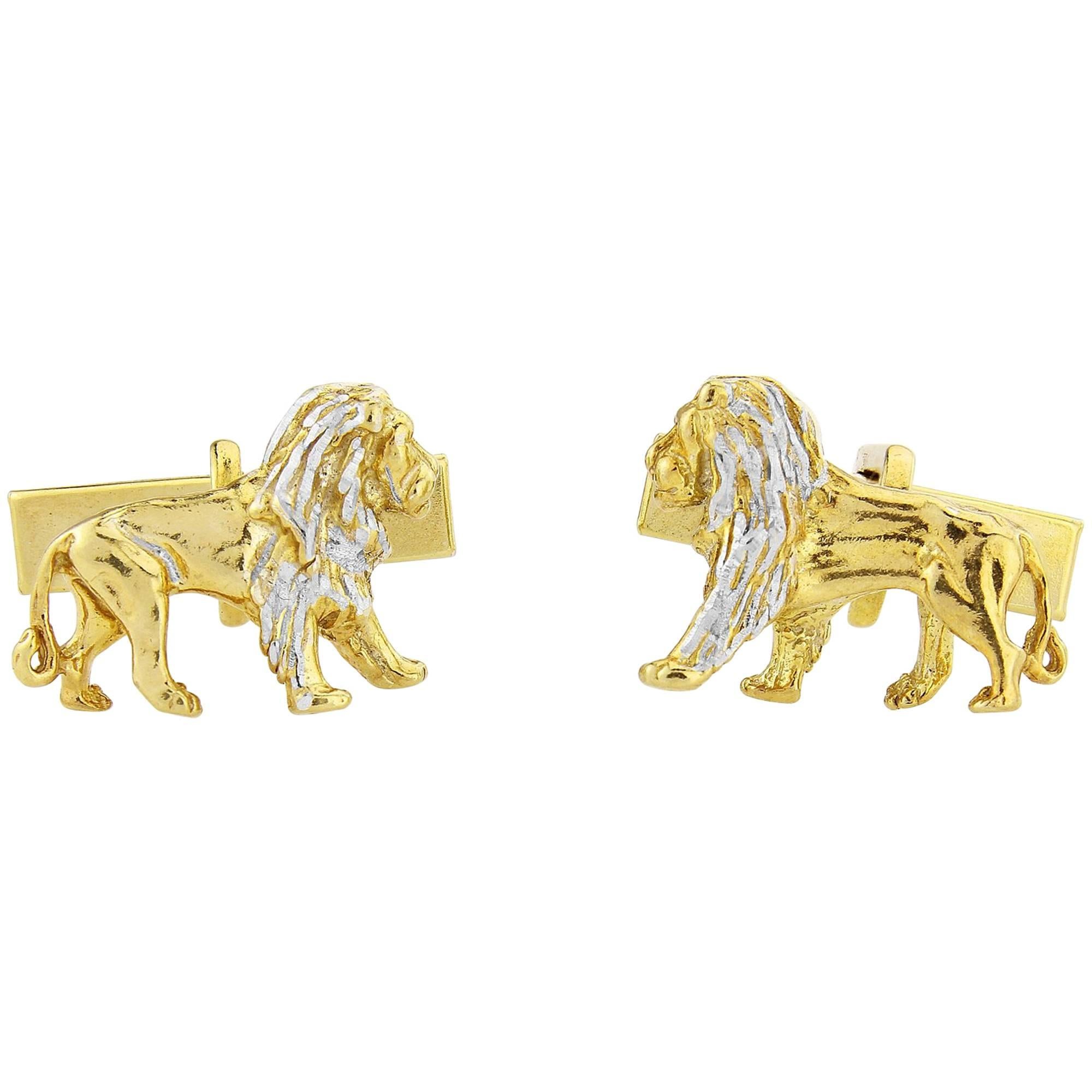 Lion Cufflink in Sterling Silver and 24 Karat Gold Vermeil For Sale