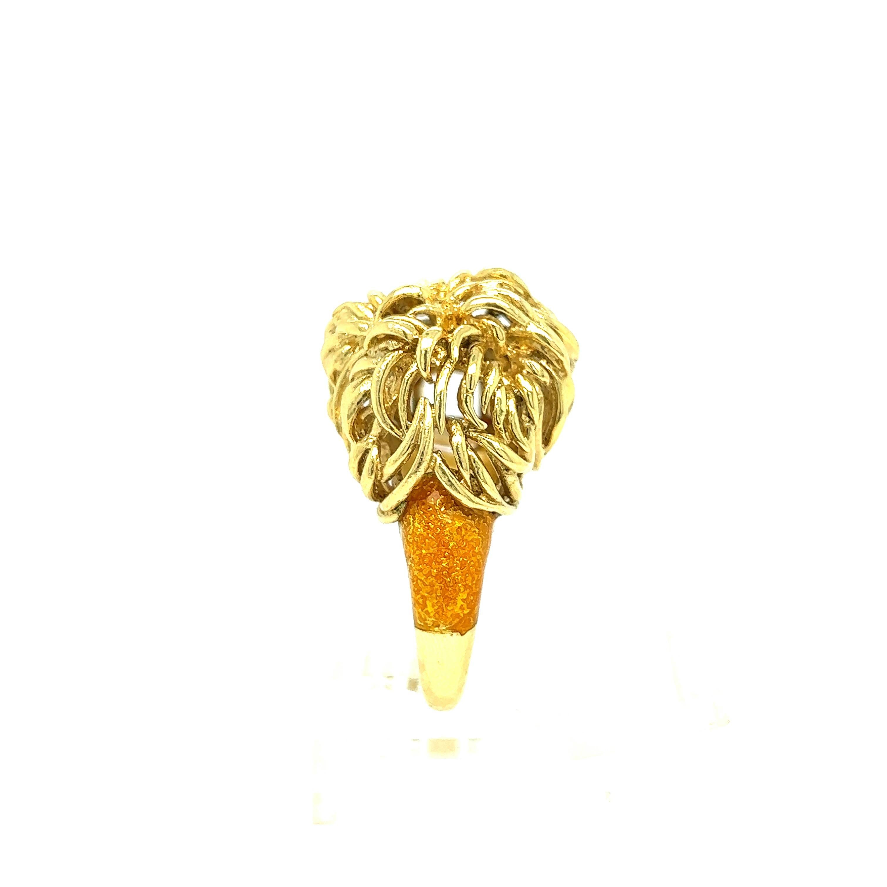 Whimsical Lion Enamel Gold Ring In Excellent Condition For Sale In New York, NY