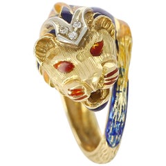 Lion Enamel Ring with Diamonds in 18 Karat Yellow Gold
