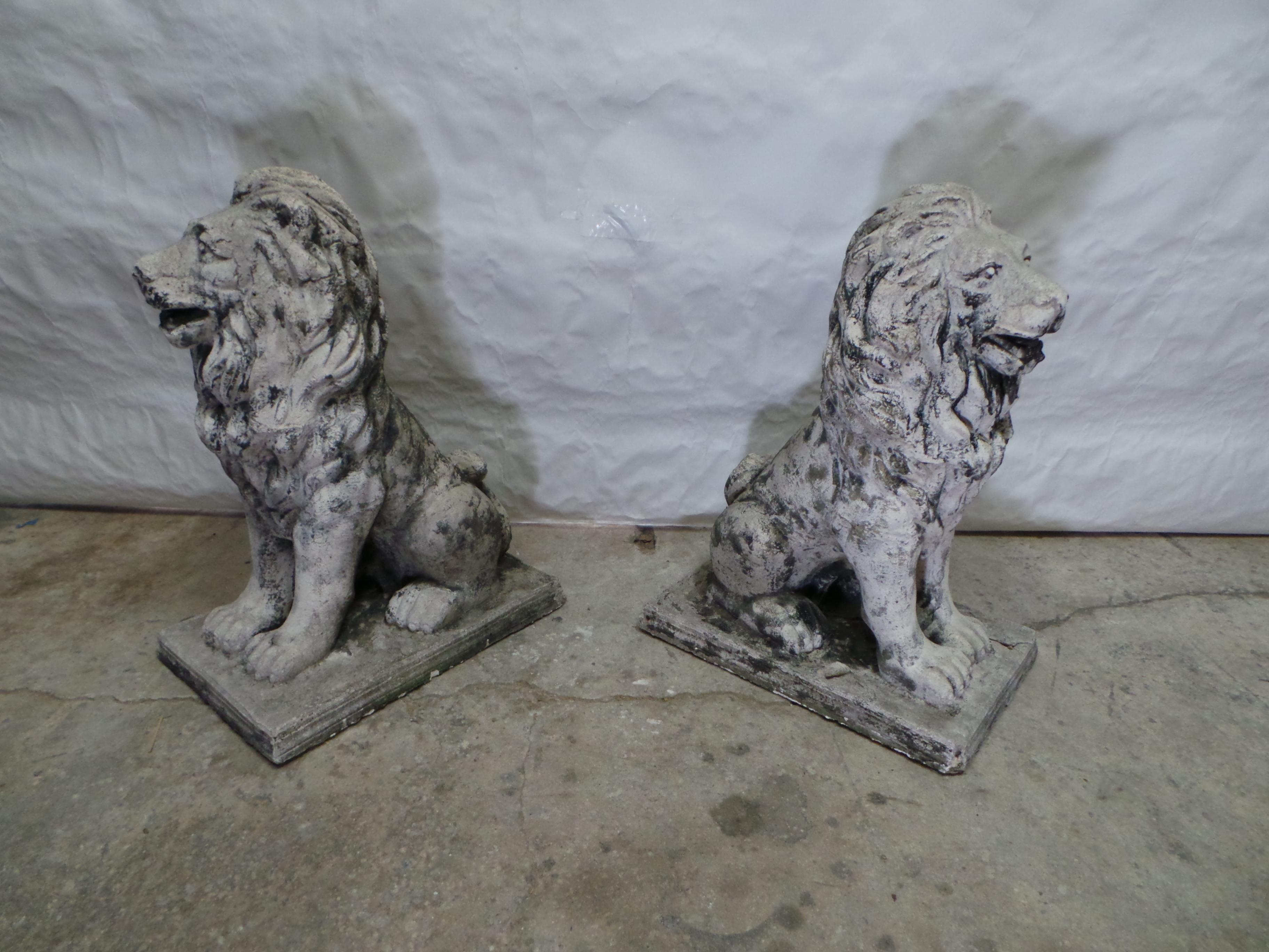 Statues de jardin lion  en vente 2