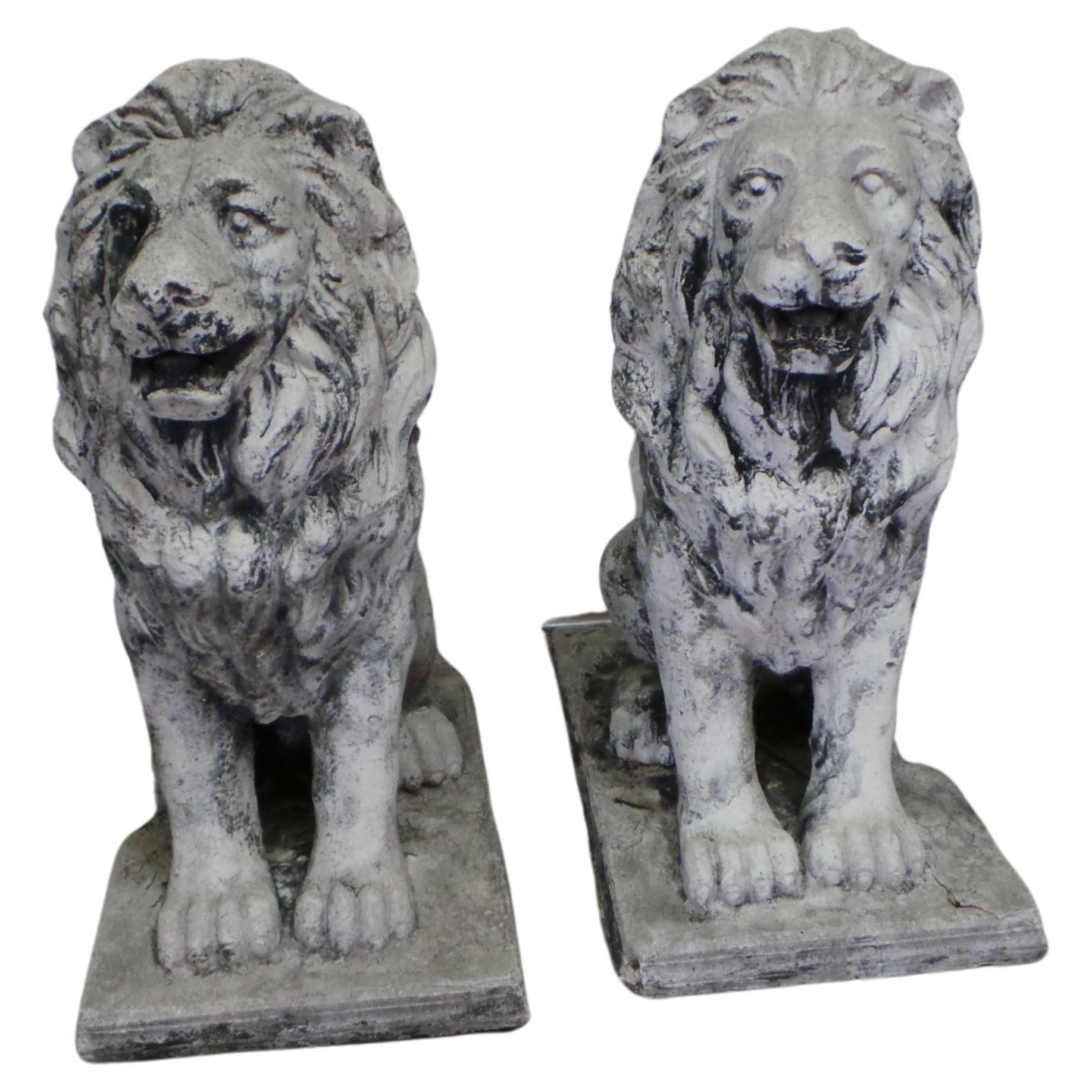 Statues de jardin lion  en vente