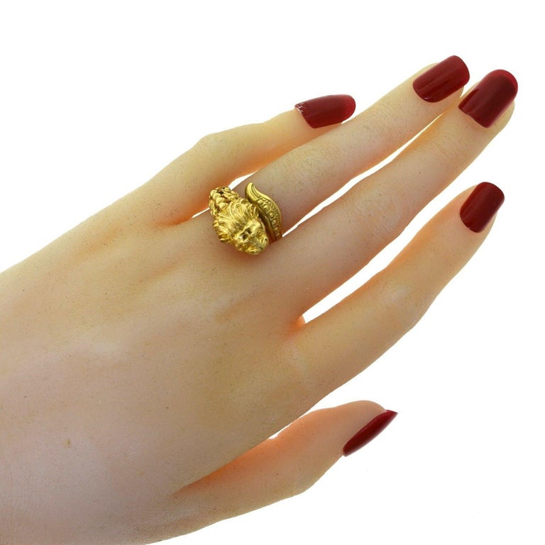 Lion Head 18 Karat Yellow Gold Finger Wrap Ring For Sale at 1stDibs