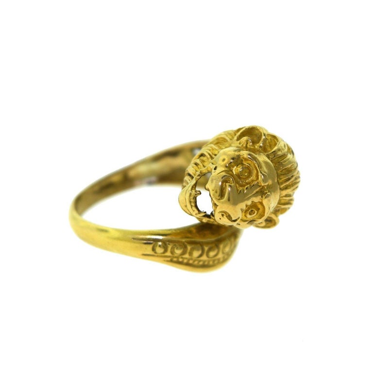 Lion Head 18 Karat Yellow Gold Finger Wrap Ring For Sale at 1stDibs