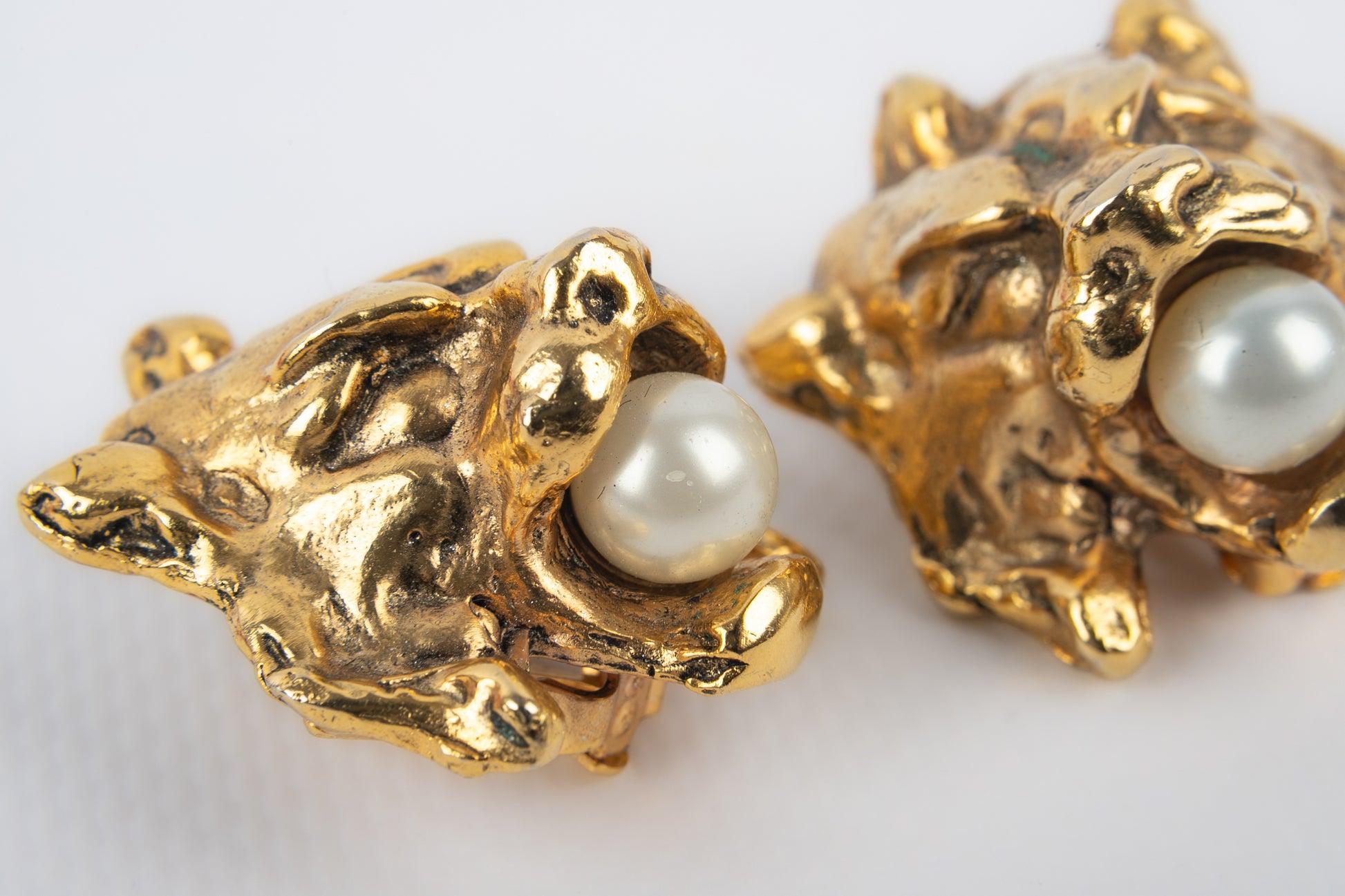 Lion Head Golden Metal Clip-on Earrings In Excellent Condition For Sale In SAINT-OUEN-SUR-SEINE, FR