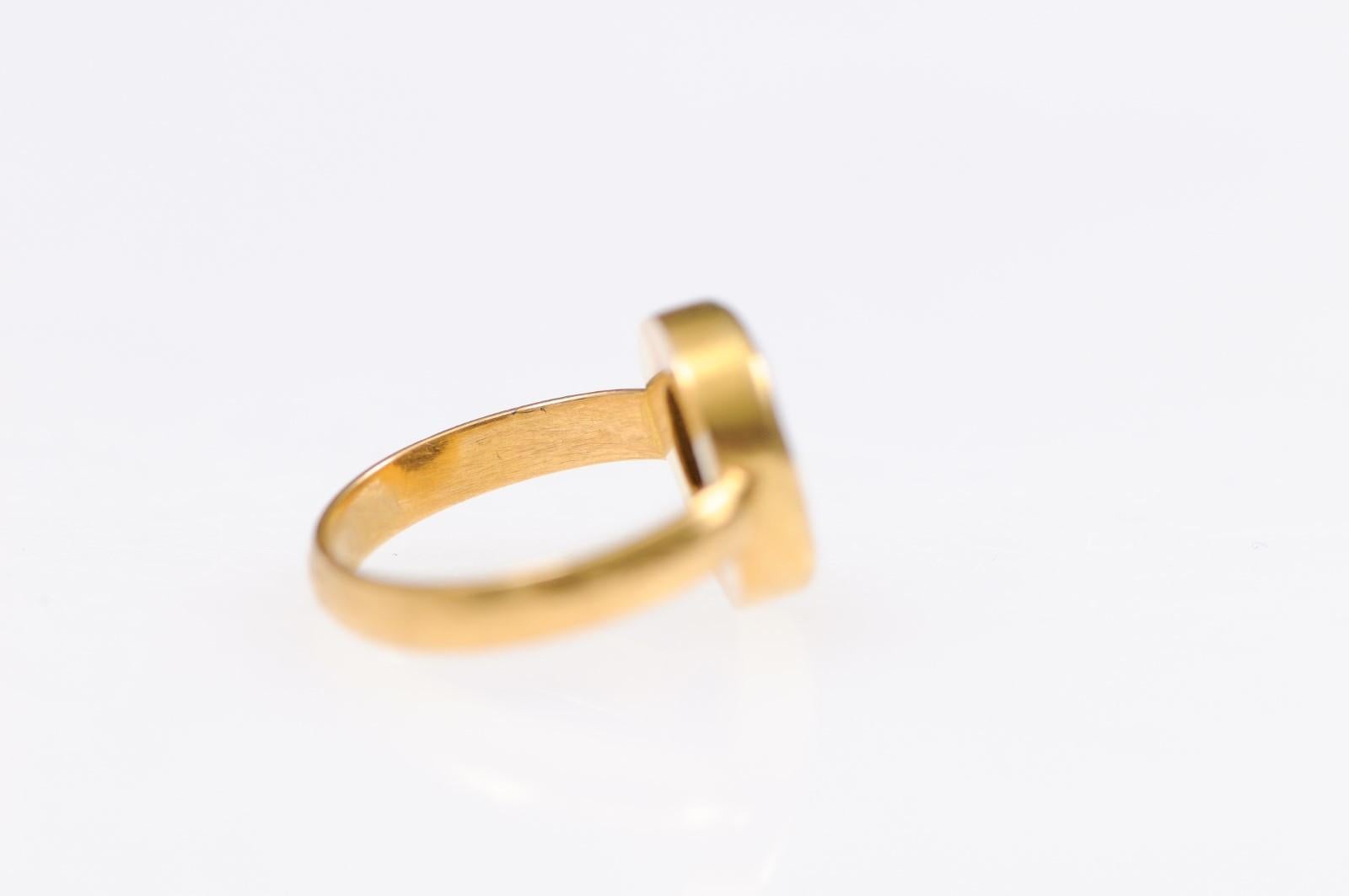 Women's or Men's Lion Hemidrachm Ring in 22K gold For Sale
