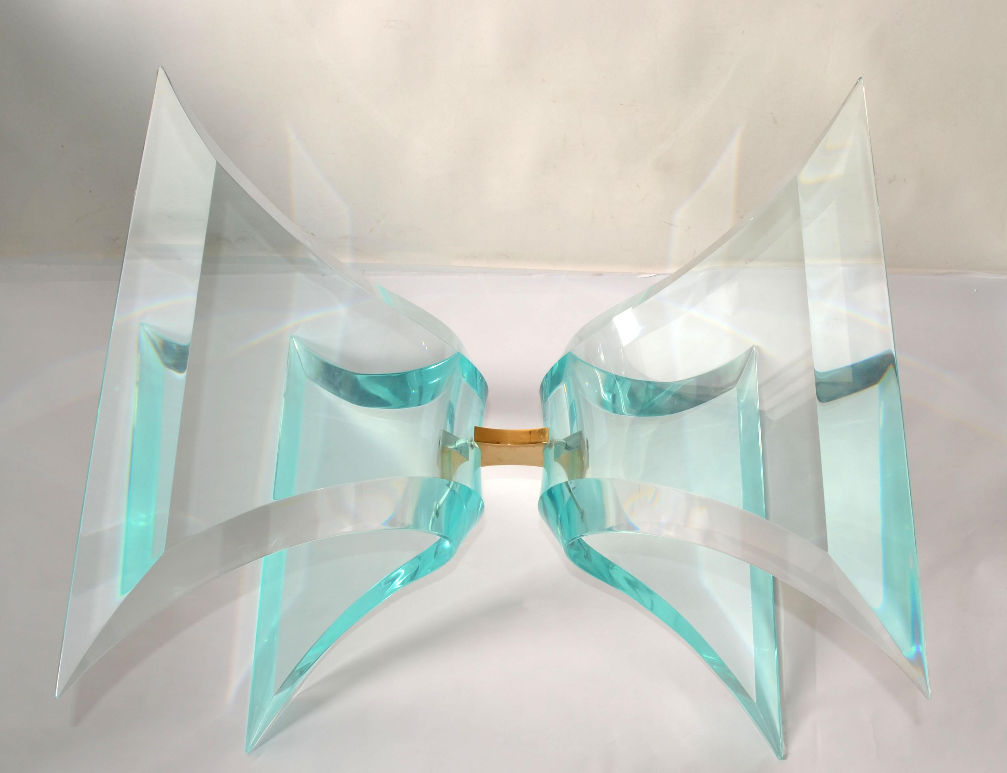 Table sculpturale en laiton lucite mi-siècle moderne signée Lion In Frost en vente 2