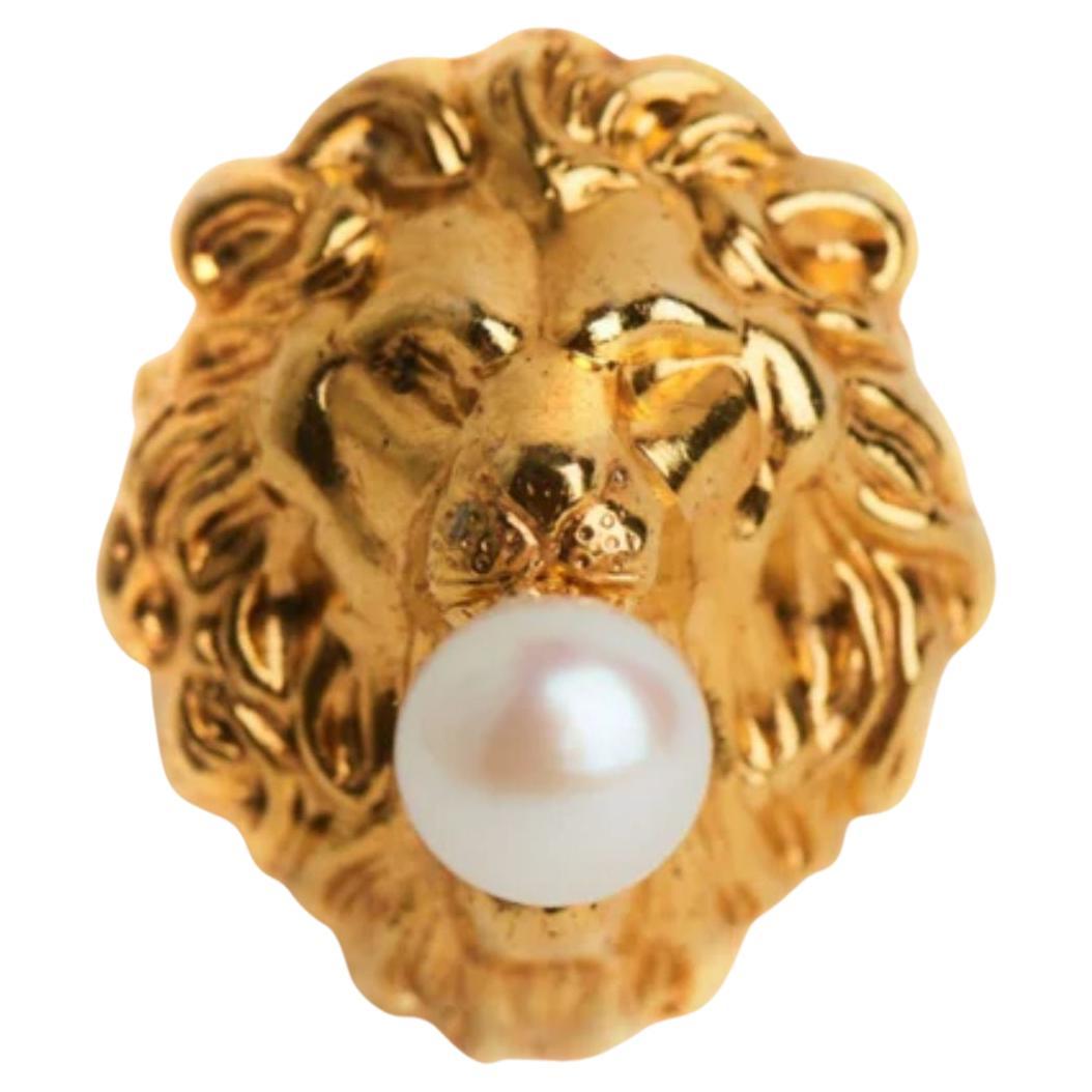 Lion King Pearl Ring in 24K Gold For Sale