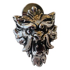 Lion lapel pin, Garnet in Mouth