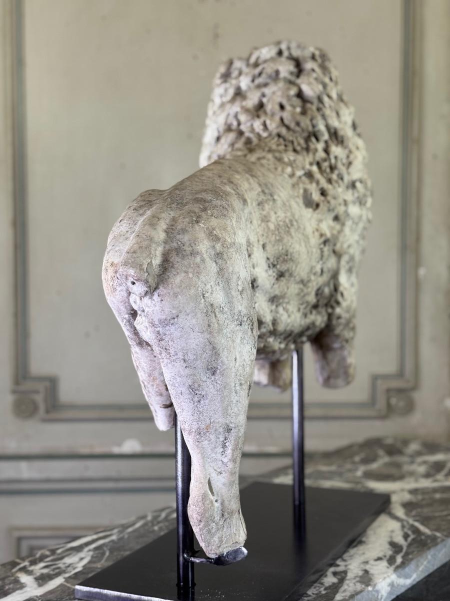 Bronzo Lion, marble sculpture, Venice, 18th century in vendita